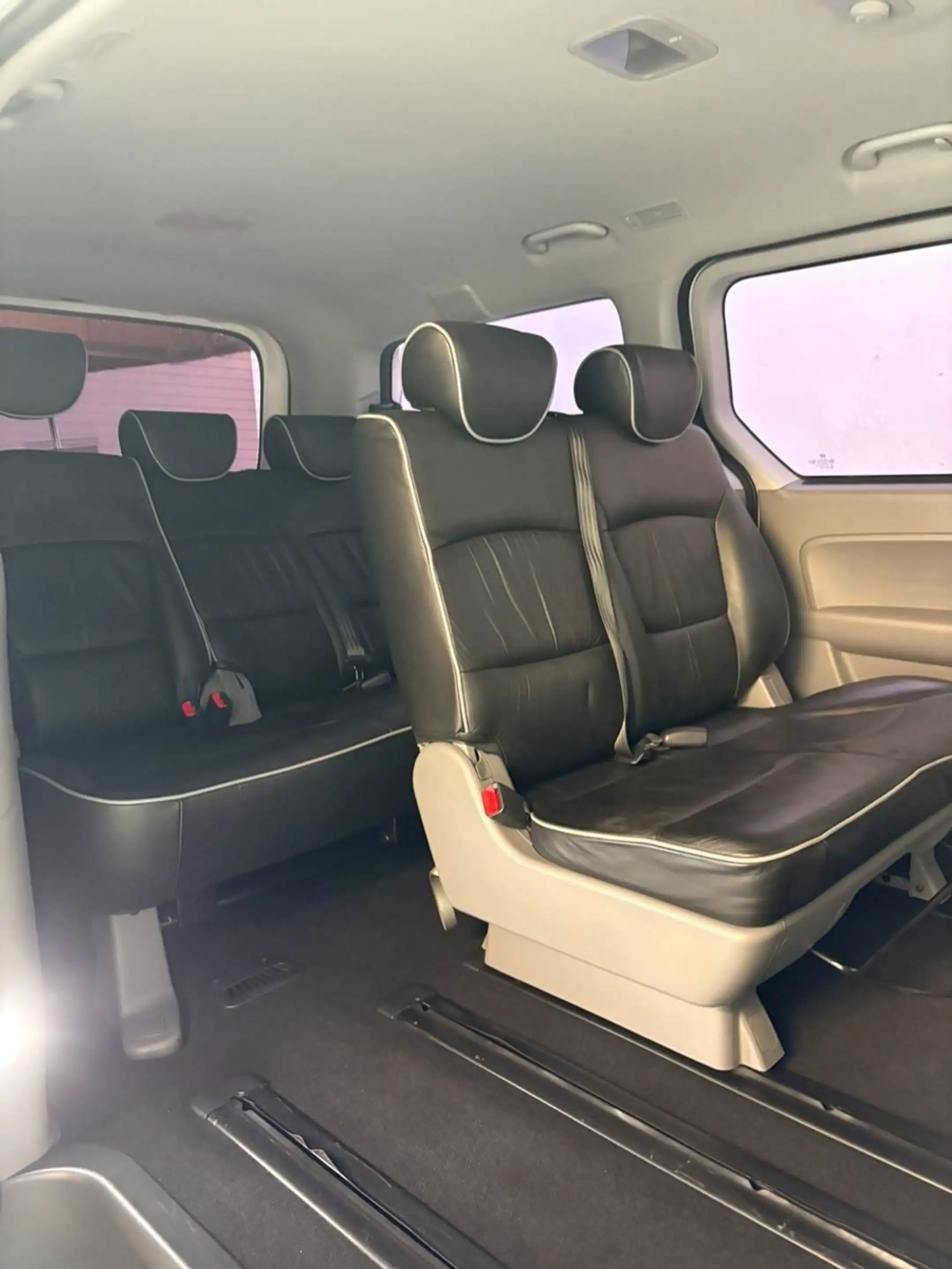 Hyundai H-1 Premium Grand — photo 10