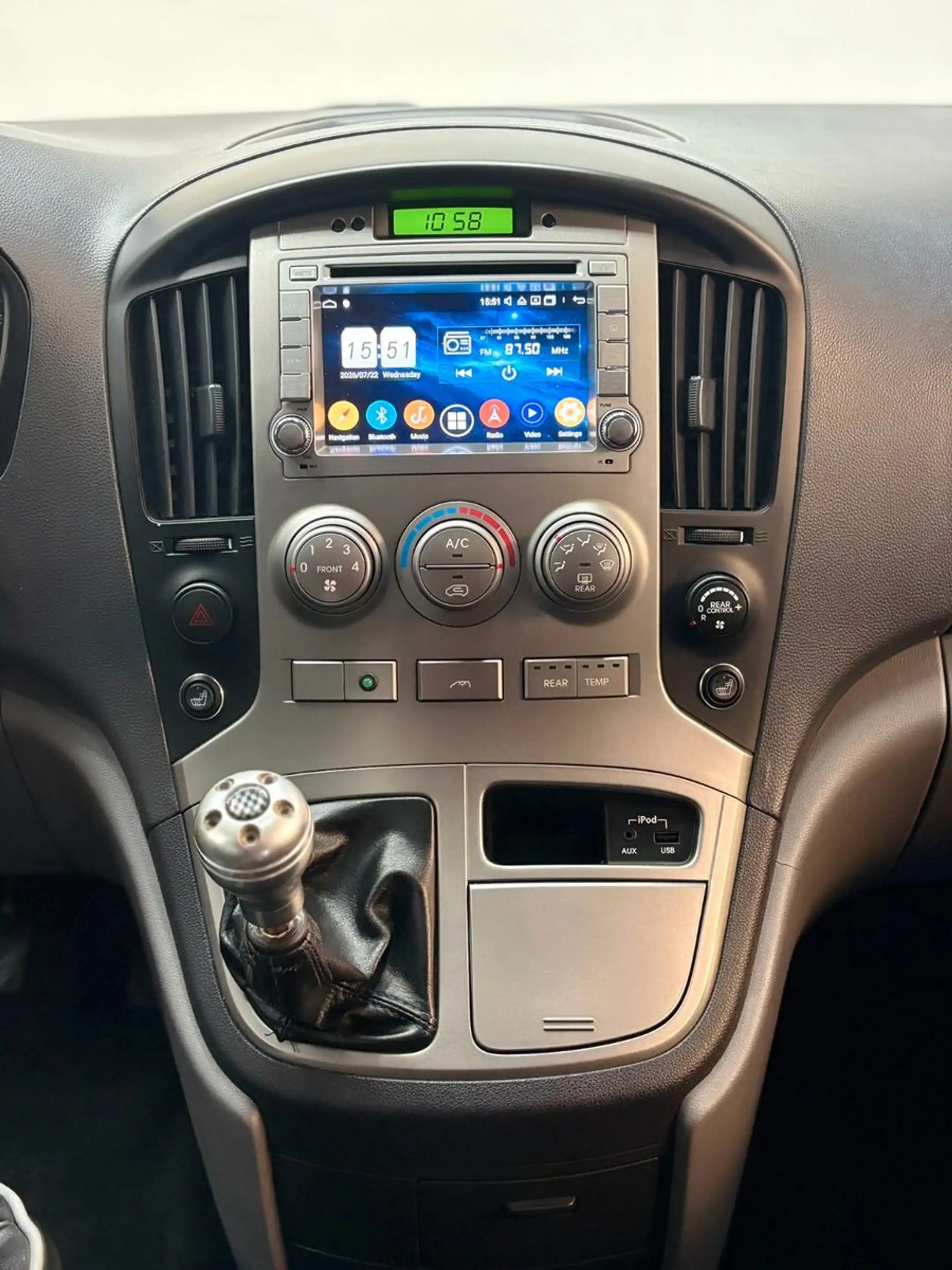 Hyundai H-1 Premium Grand — photo 8