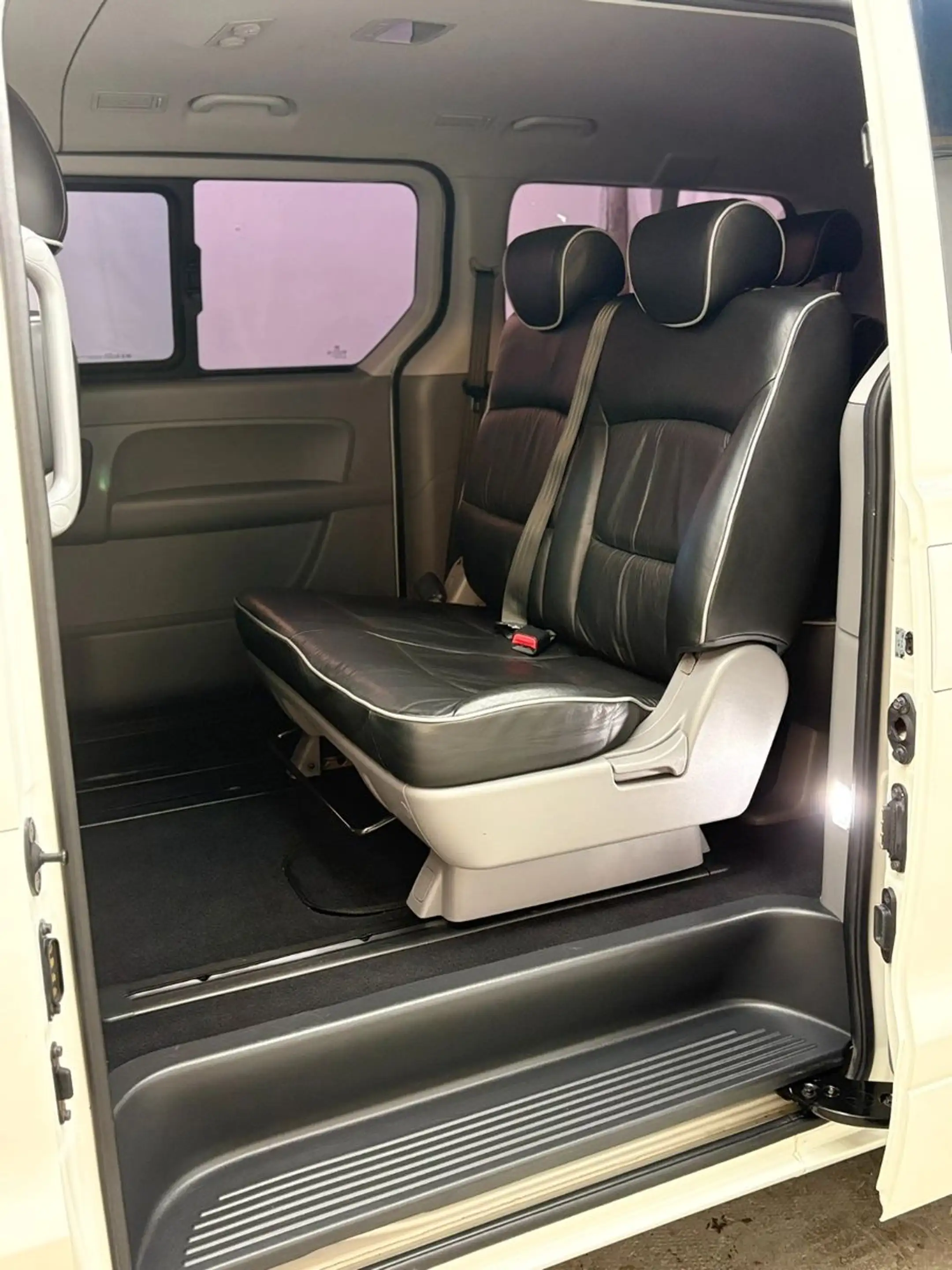 Hyundai H-1 Premium Grand — photo 9