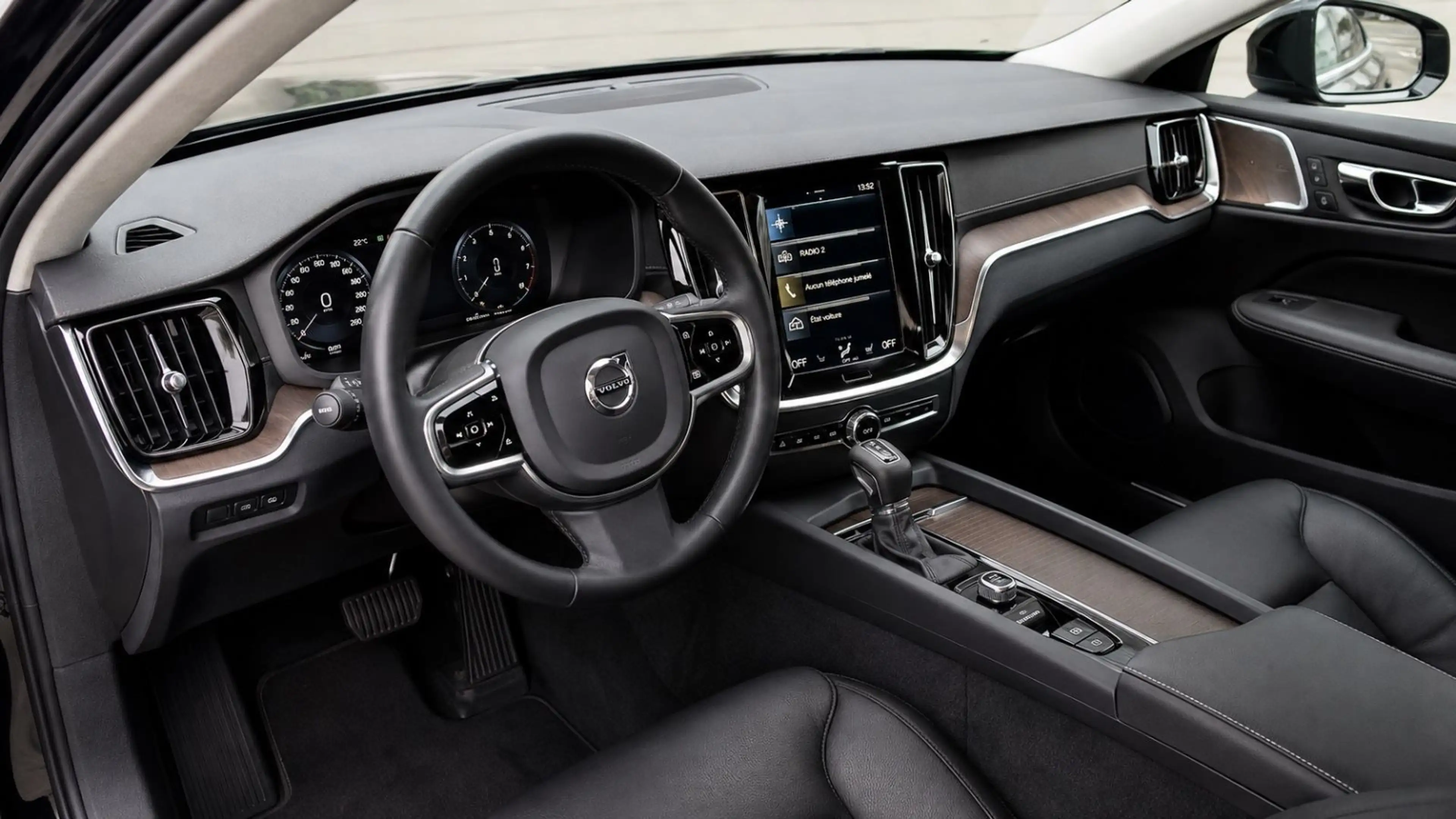 Volvo V90 Kombi Recharge AWD 1.Hand/LED/ACC/Kamera — photo 9