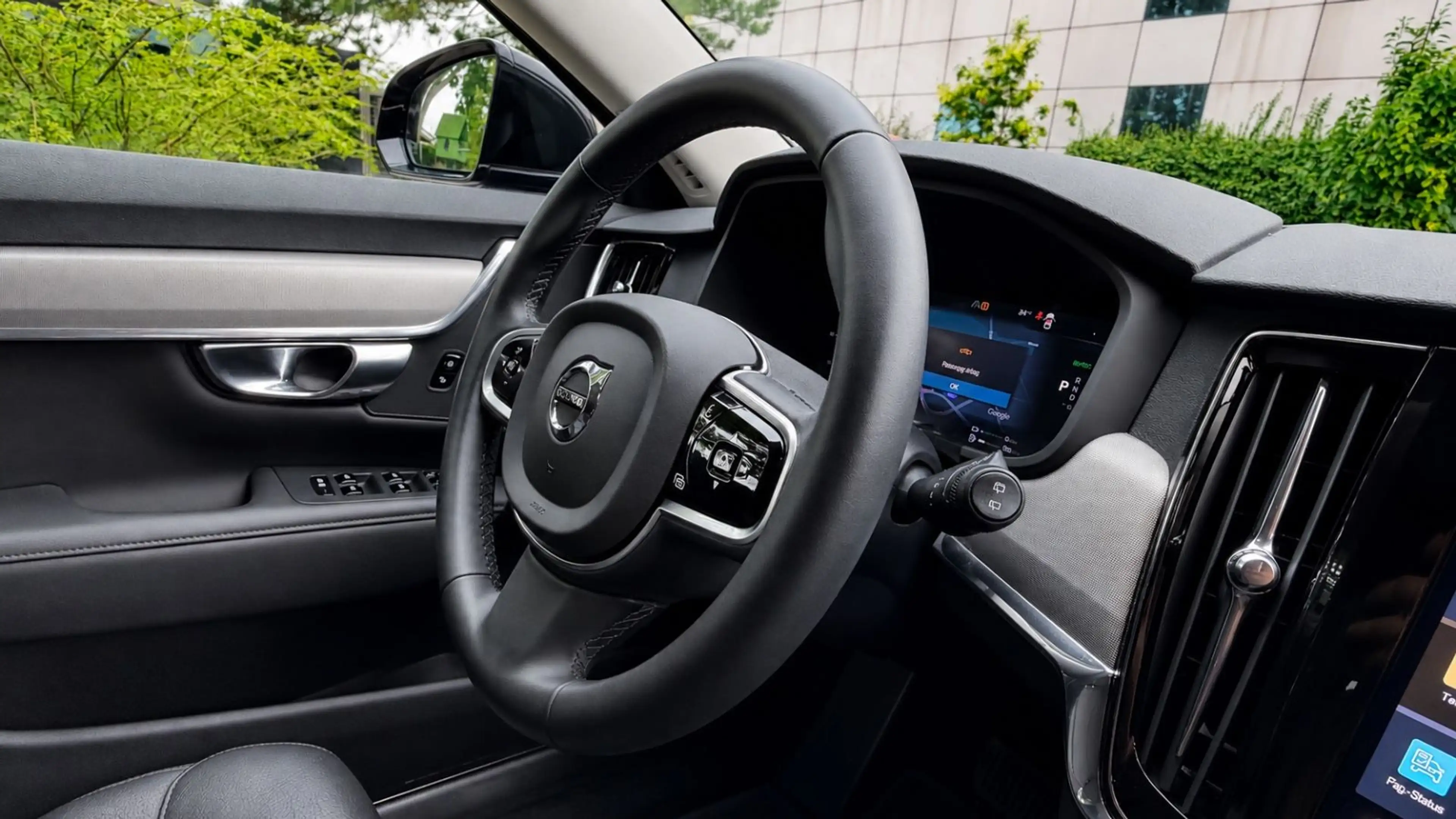 Volvo V90 Kombi Recharge AWD 1.Hand/LED/ACC/Kamera — photo 8