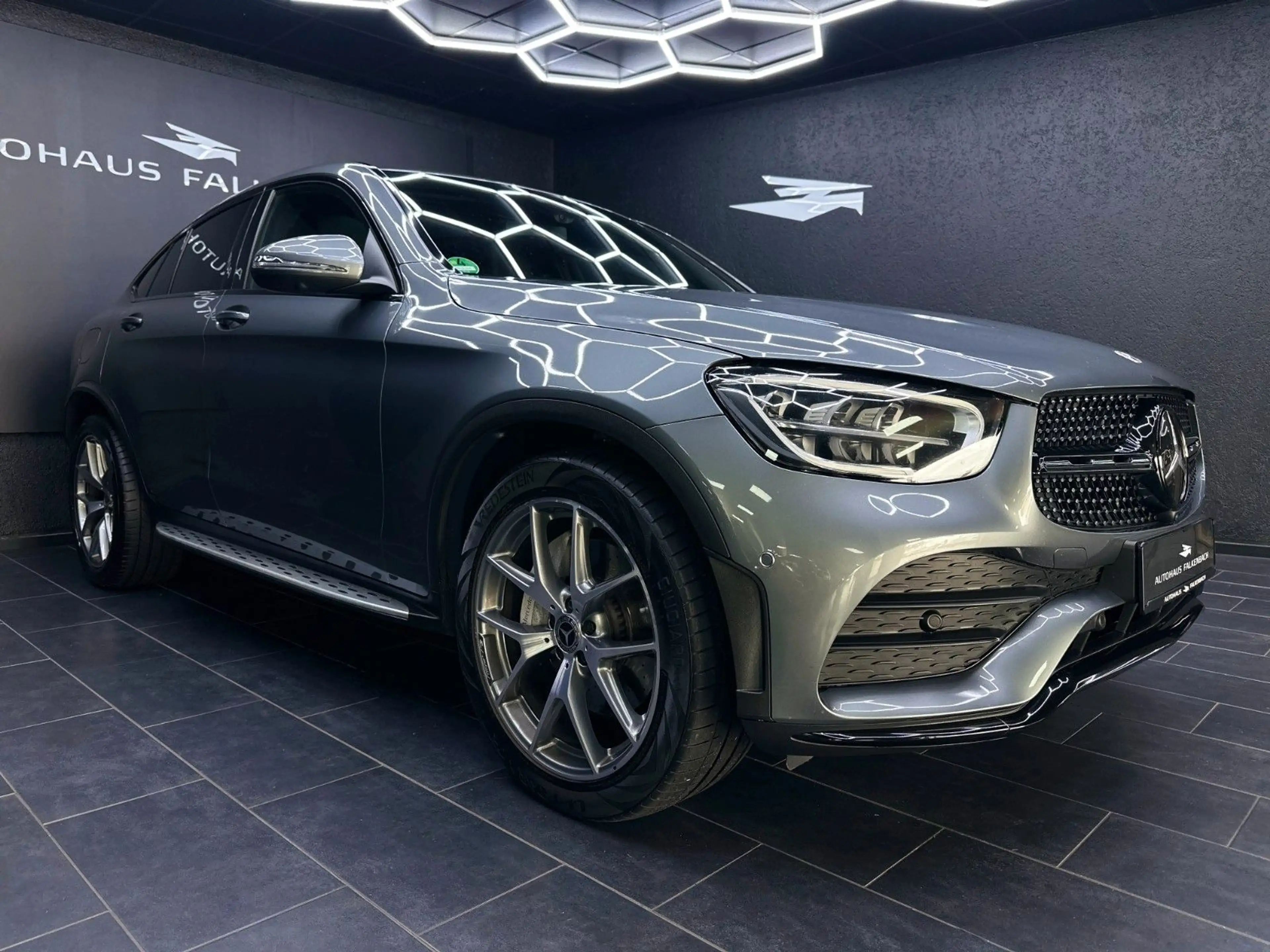 Mercedes-Benz GLC 220 *COUPE*AMG*360*AHK*DIGITAL*20* — photo 14
