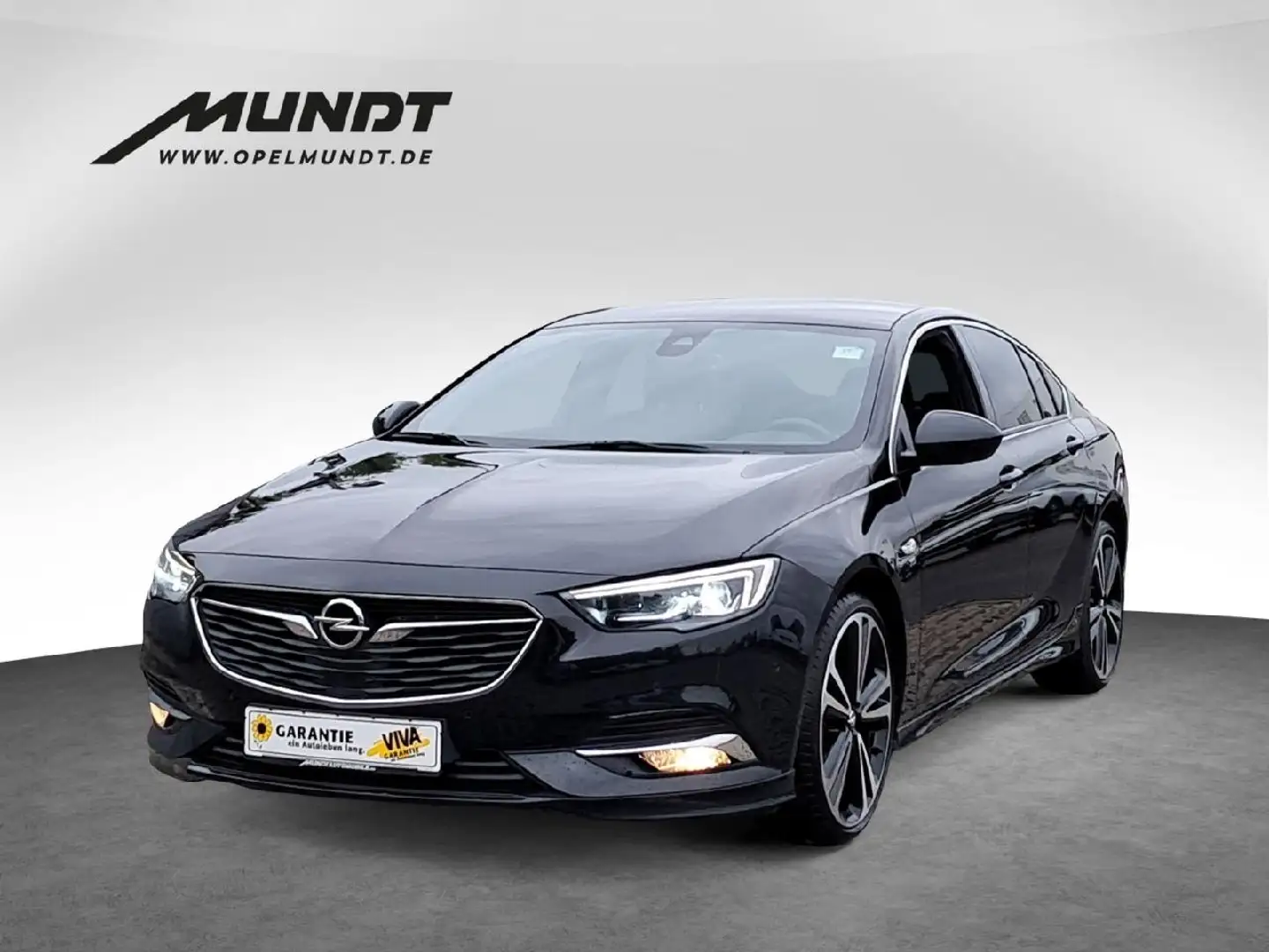 Opel Insignia Business Innovation Noir - 1