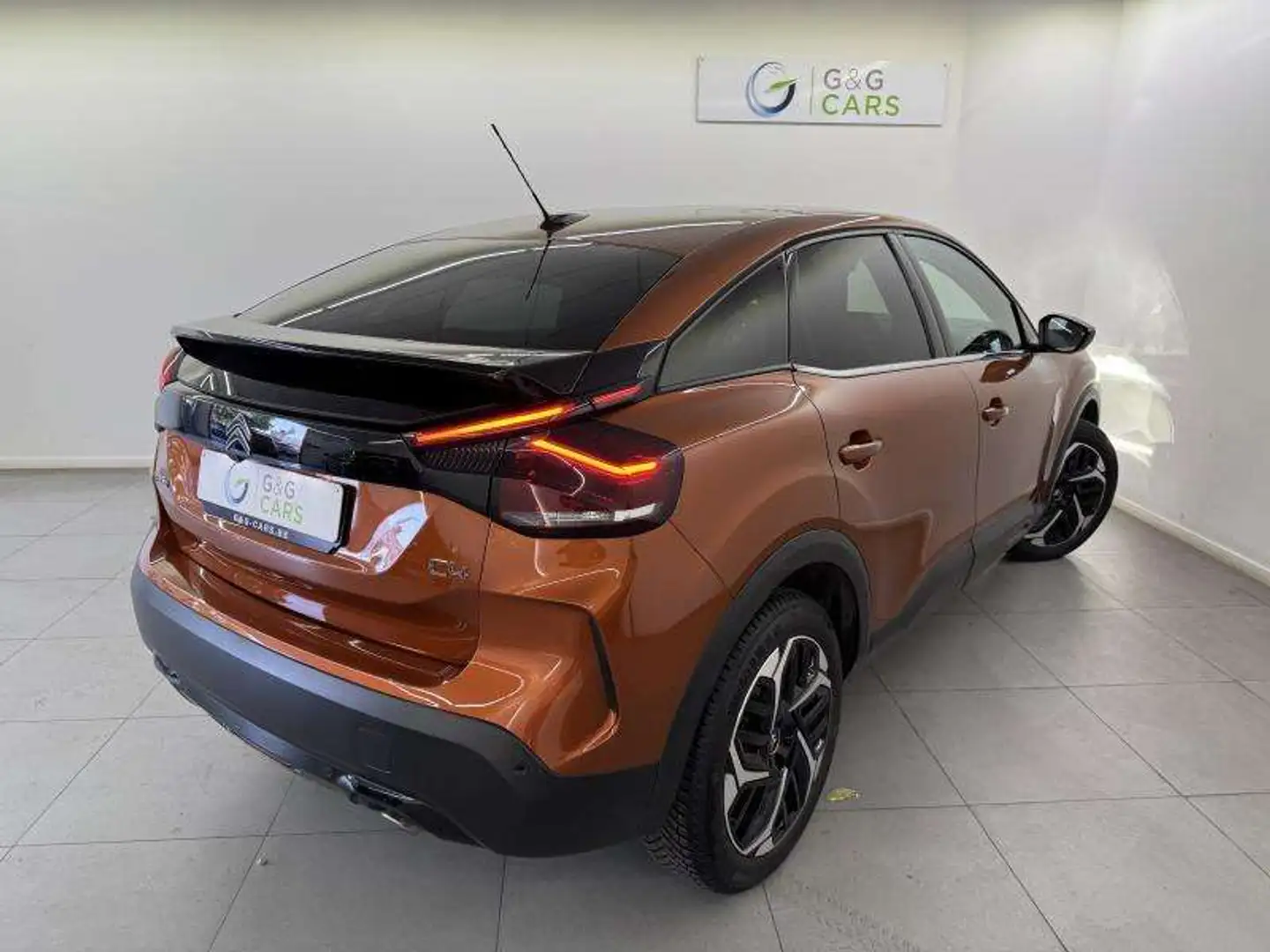 Citroen C4 SHINE PACK Orange - 2