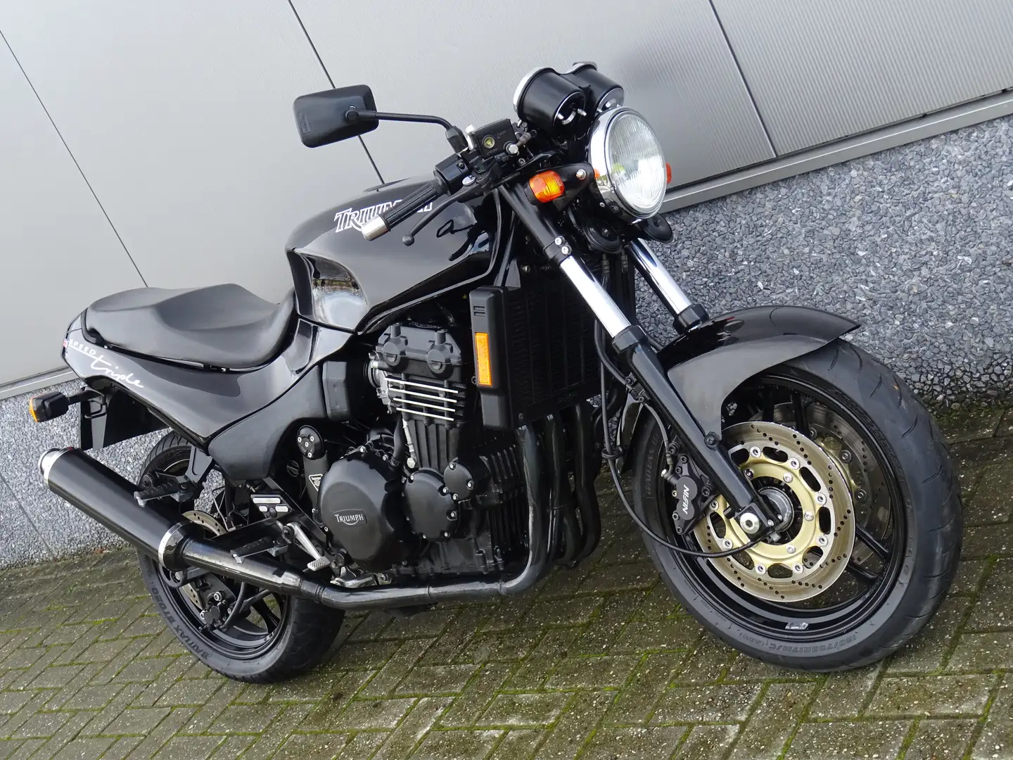 Triumph Speed Triple 750 Zwart - 2