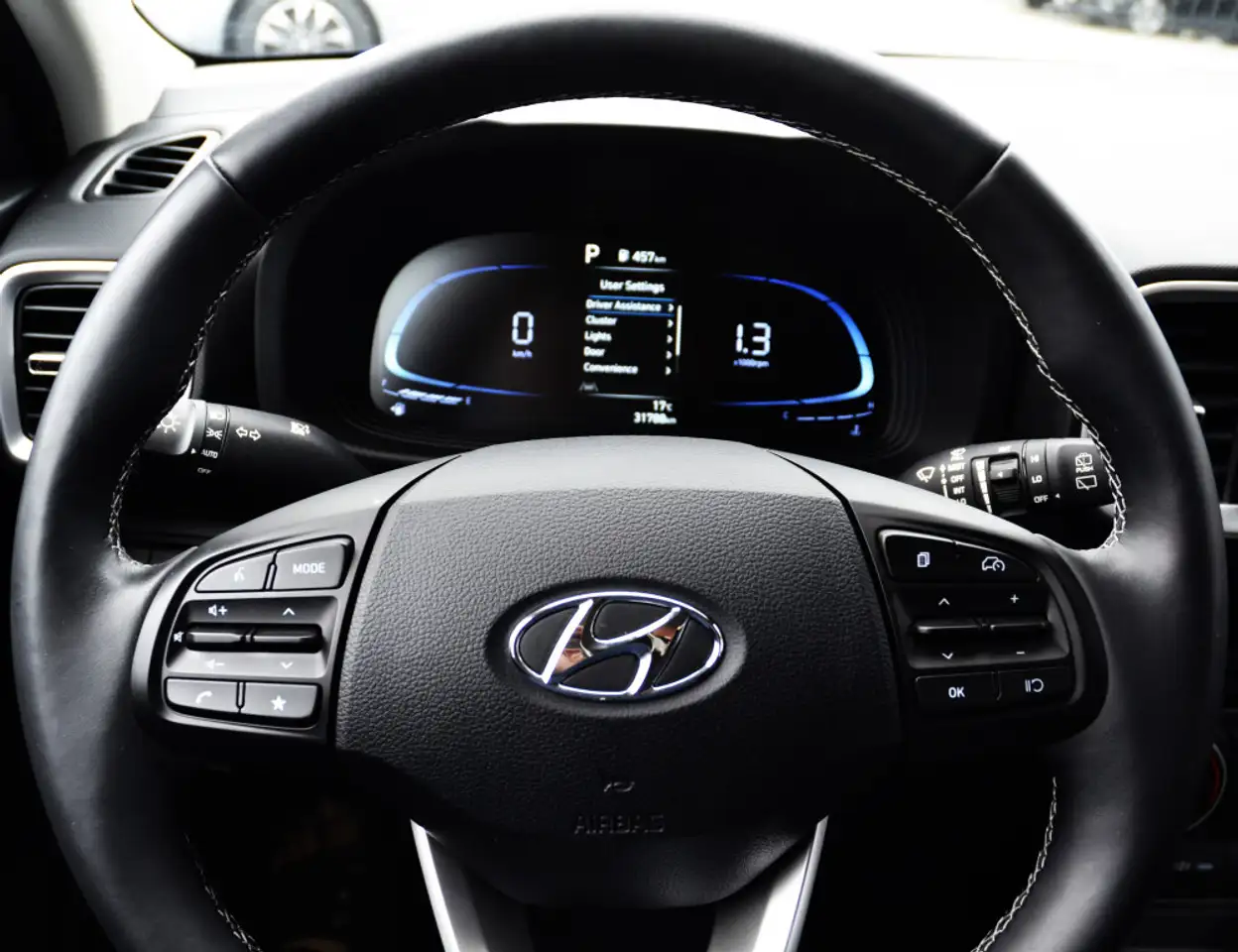 Hyundai Venue снимка Hyundai Venue