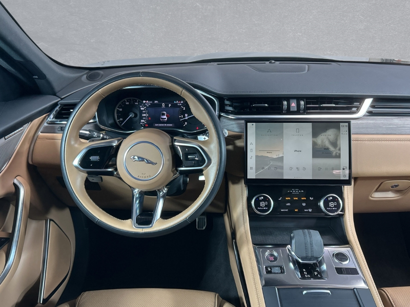 Jaguar F-Pace P400 SE *Pano* *SHZ* *Nebelscheinwerfer* — photo 11