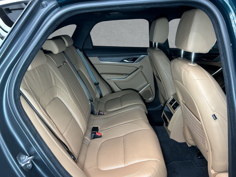 Jaguar F-Pace P400 SE *Pano* *SHZ* *Nebelscheinwerfer* — photo 5