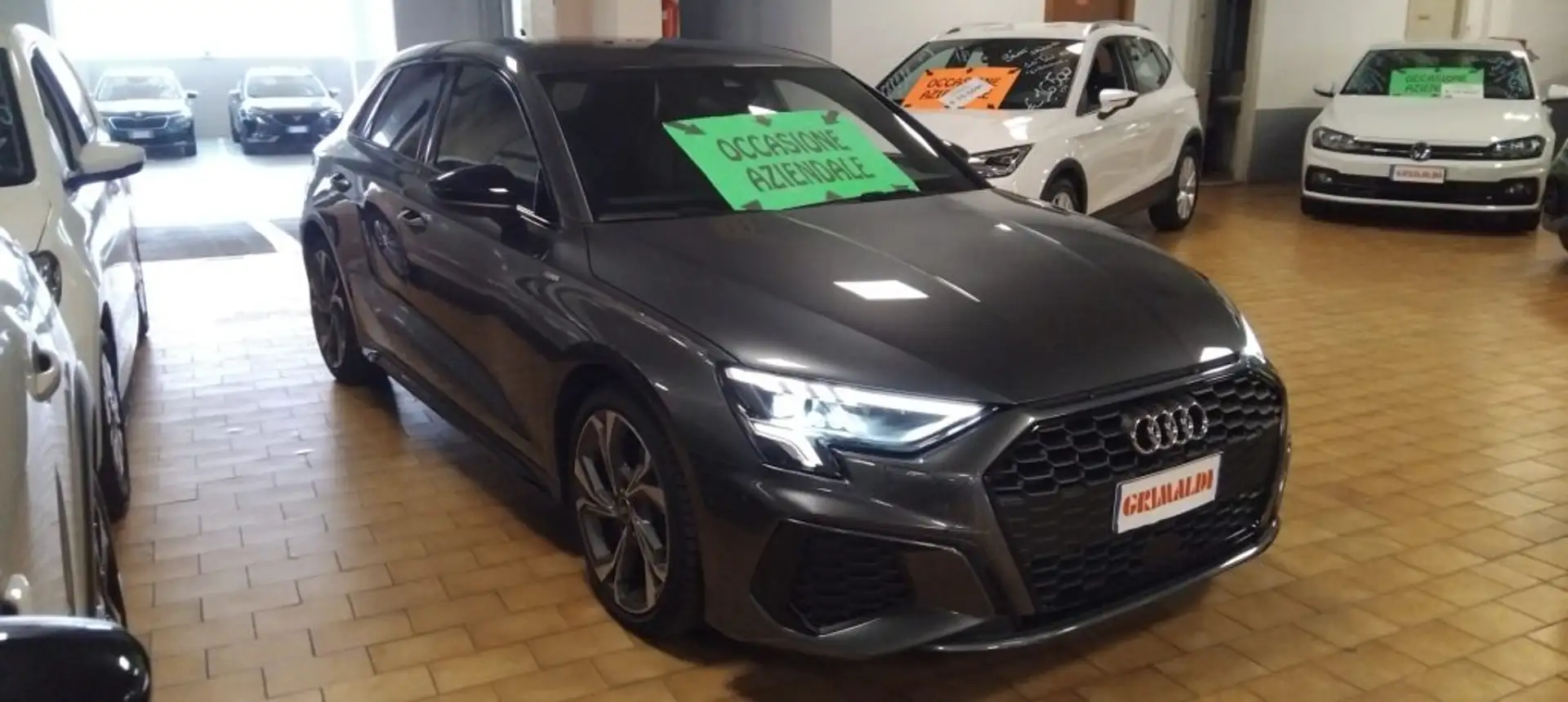 Audi A3 SPORBACK 35 TDI S tronic S line edition Gris - 1