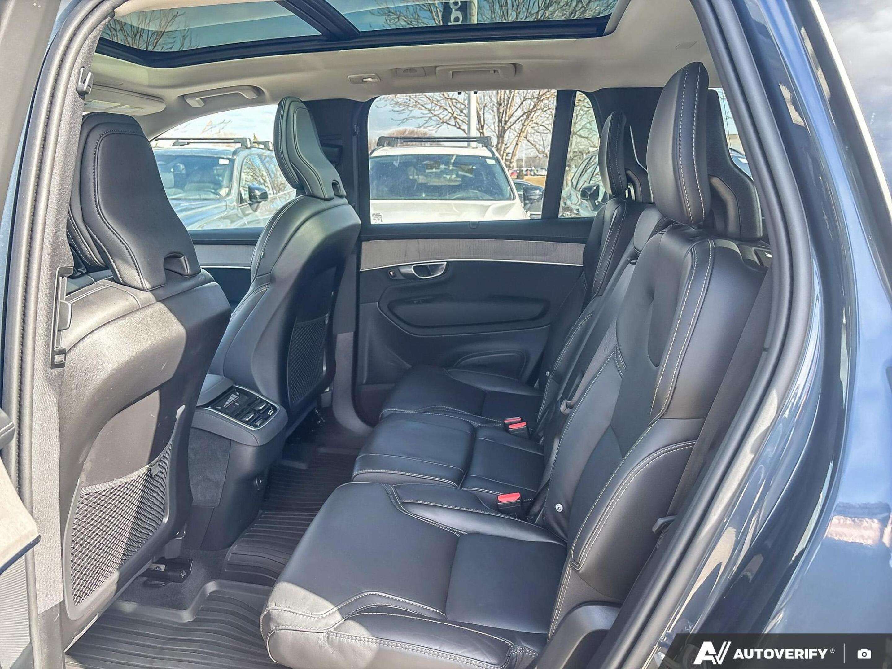 2026 Volvo XC90 B6 - Ultra | Clean CARFAX | Local Vehicle | thumb 24