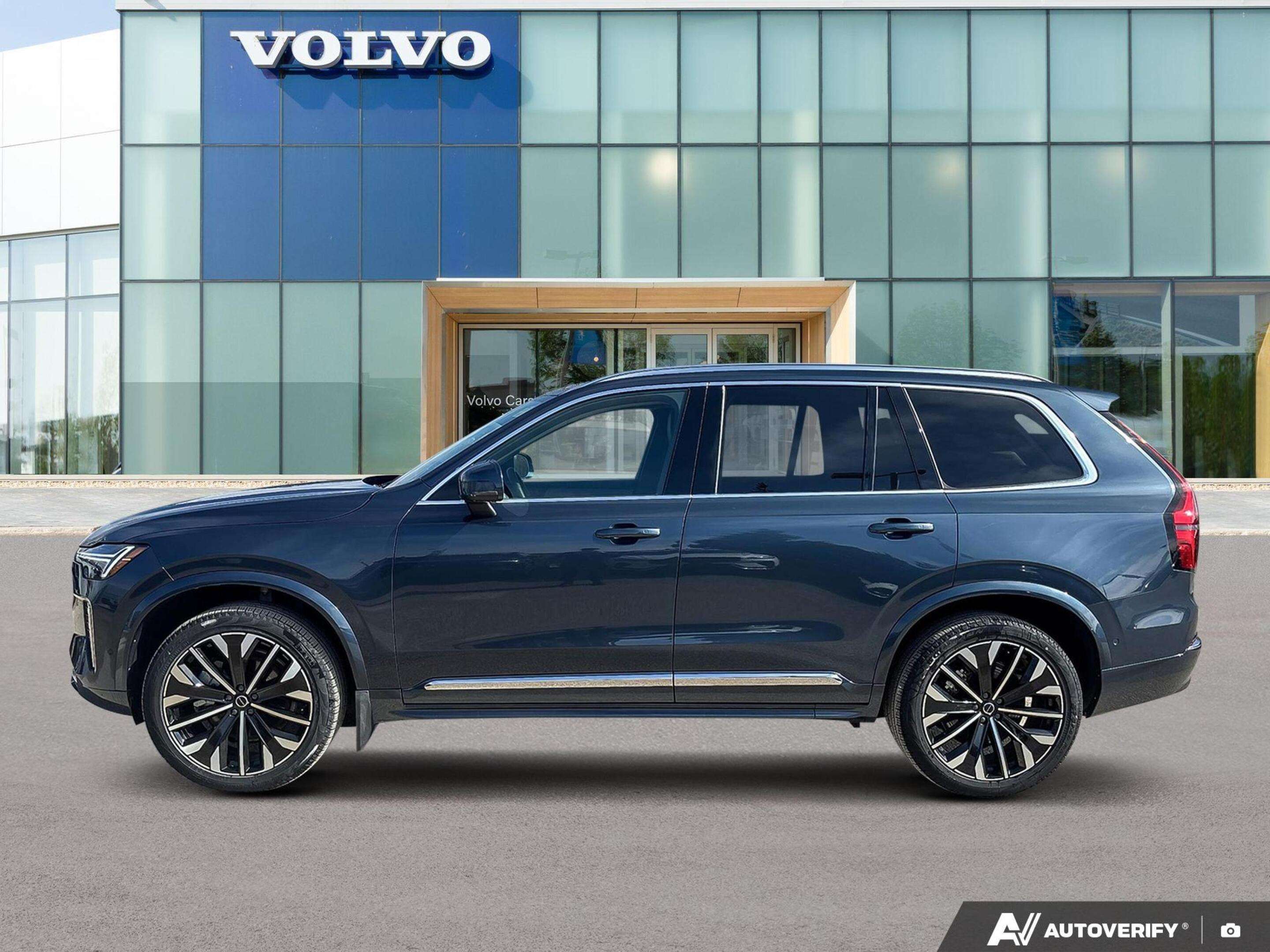 2026 Volvo XC90 B6 - Ultra | Clean CARFAX | Local Vehicle | alt 3