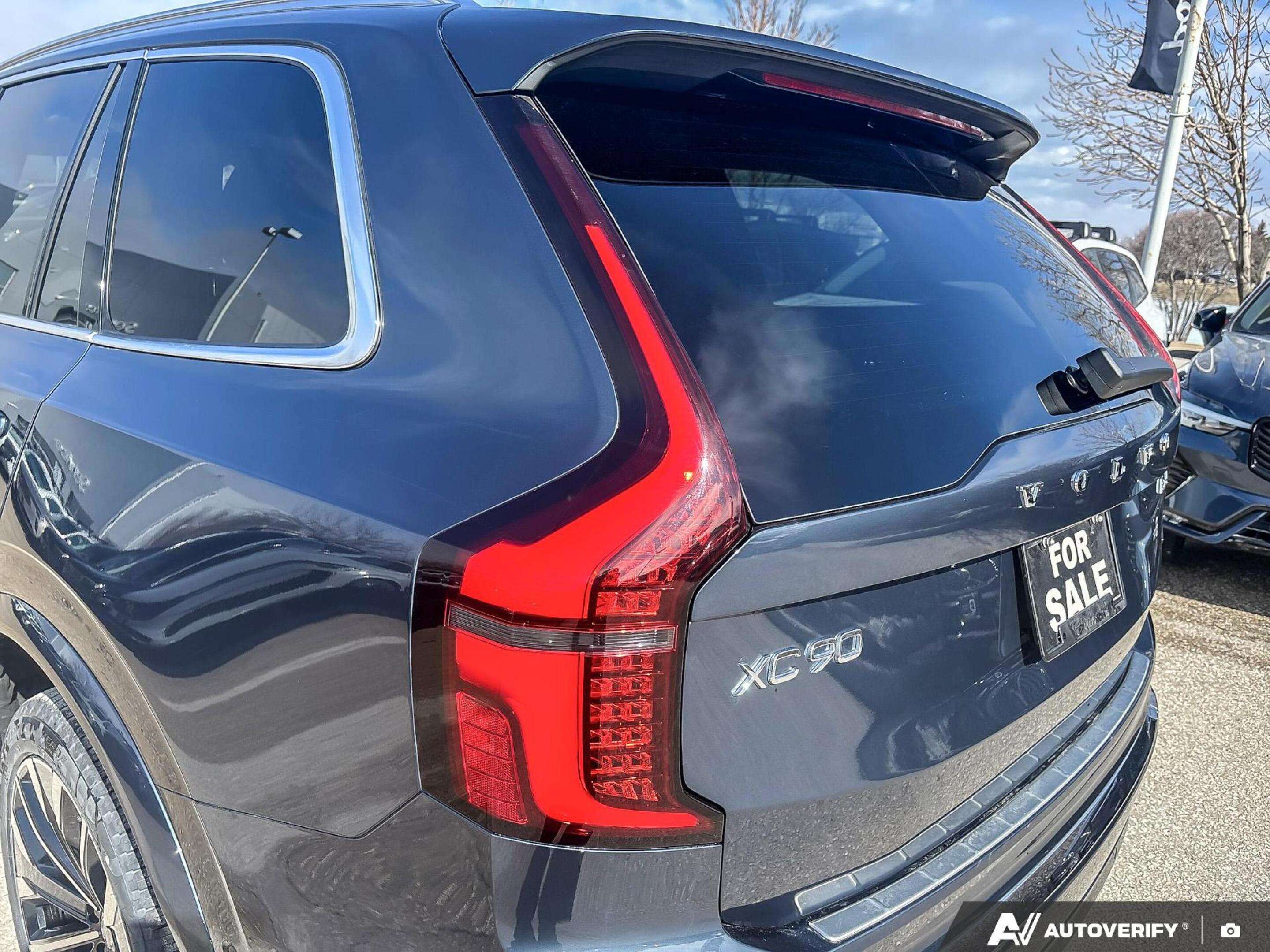 2026 Volvo XC90 B6 - Ultra | Clean CARFAX | Local Vehicle | thumb 13