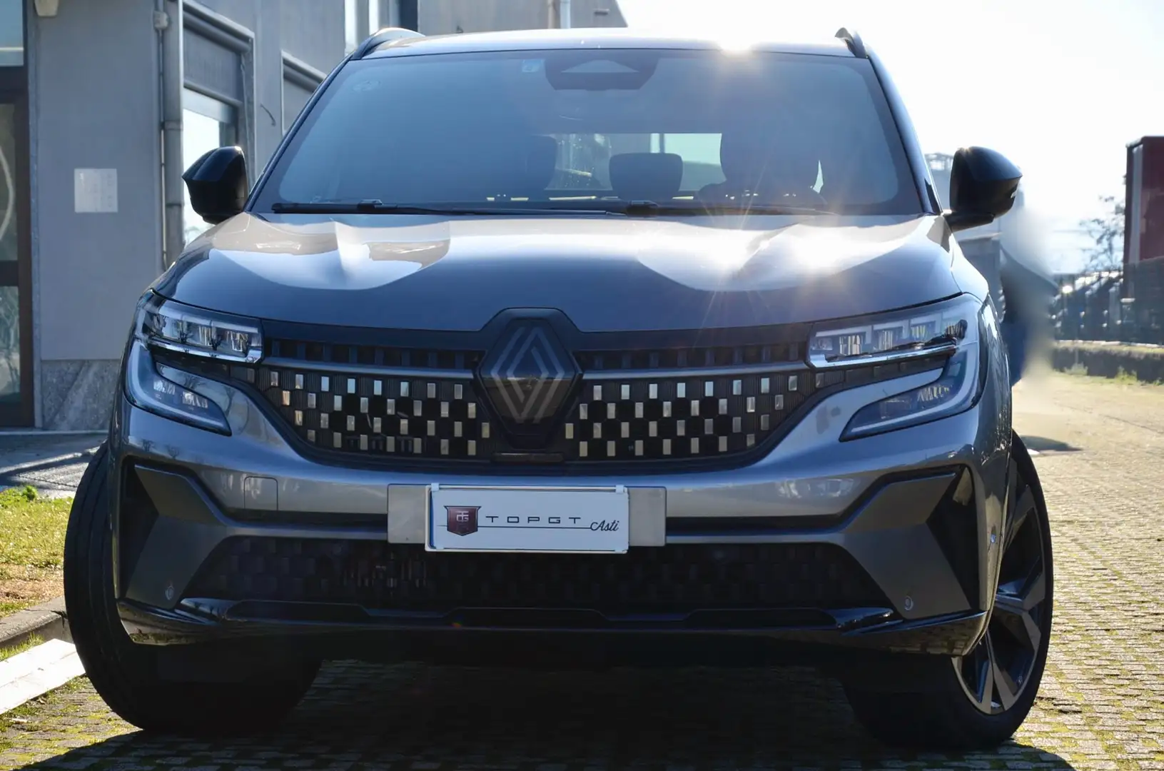 Renault Austral 1.3 mhev Techno Esprit Alpine 160cv auto GAR UFF Argento - 2