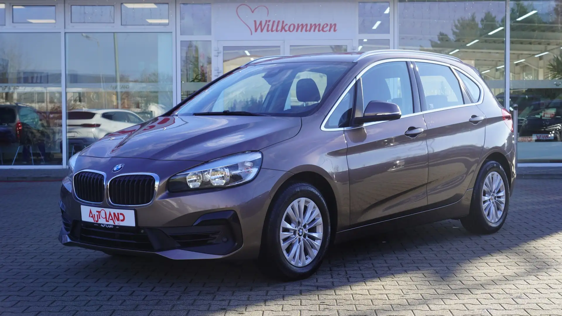 BMW 218 218i Active Tourer Advantage Navi AHK Teilleder Beige - 2