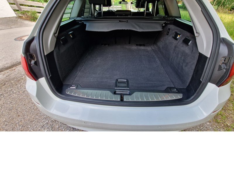 BMW 530 530d xDrive Touring *Steptr.,Navi Prof.* — photo 11