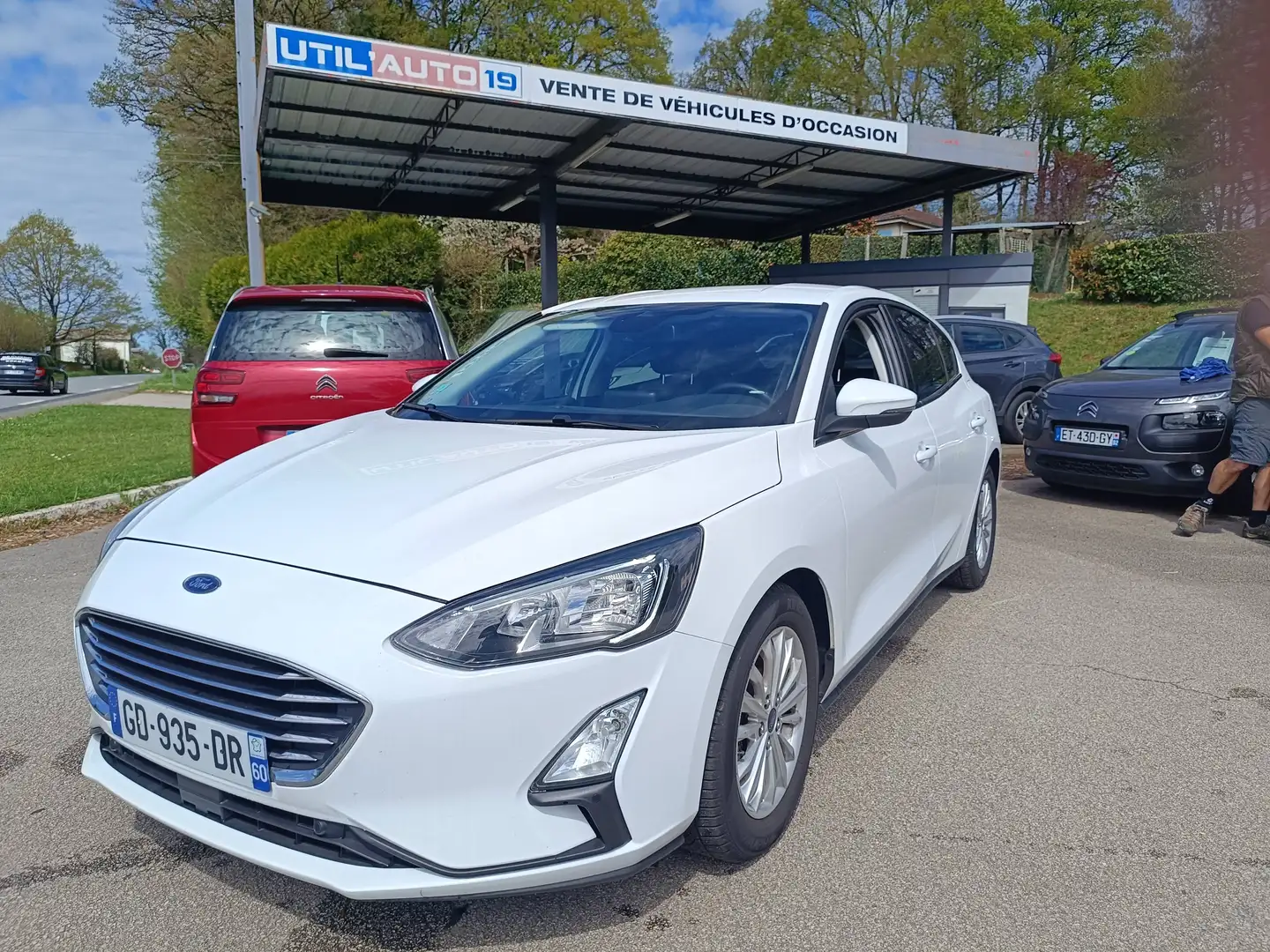 Ford Focus 125 CH ECOBOOST TITANIUM société Blanc - 1