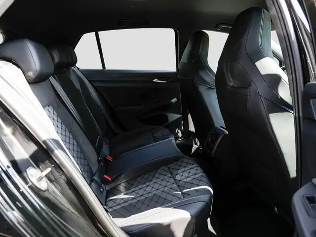 Volkswagen Golf view 12