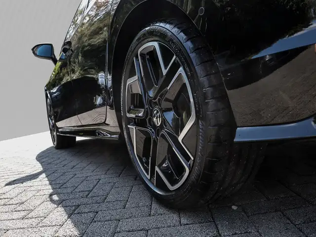 Volkswagen Golf view 7