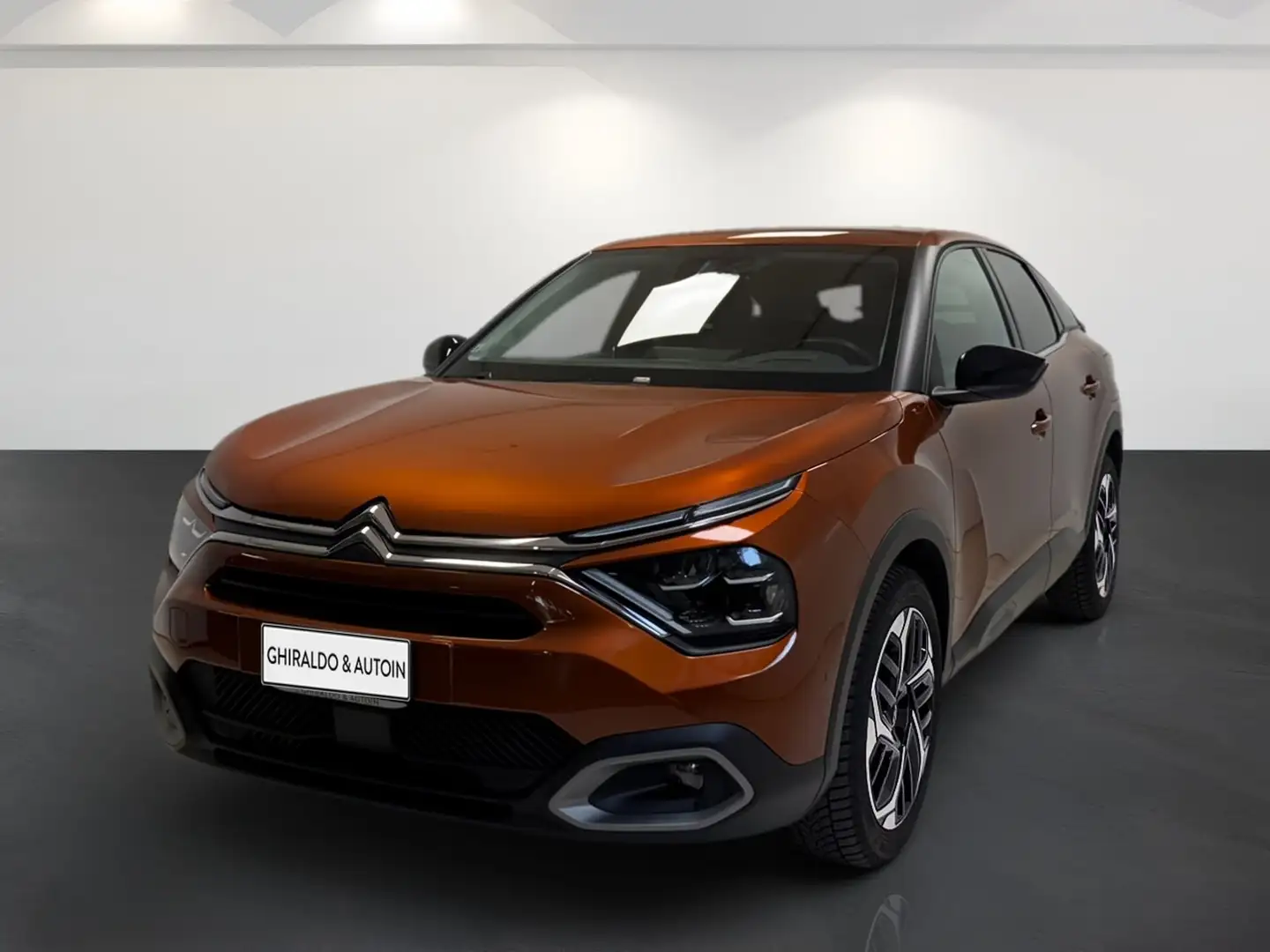 Citroen C4 III 2021 1.5 bluehdi Shine s&s 130cv eat8 Arancione - 2