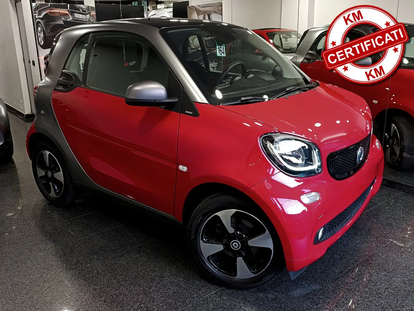 smart forTwo 1.0 Passion 71cv twinamic Rossa & Opaca Full Rot - 1