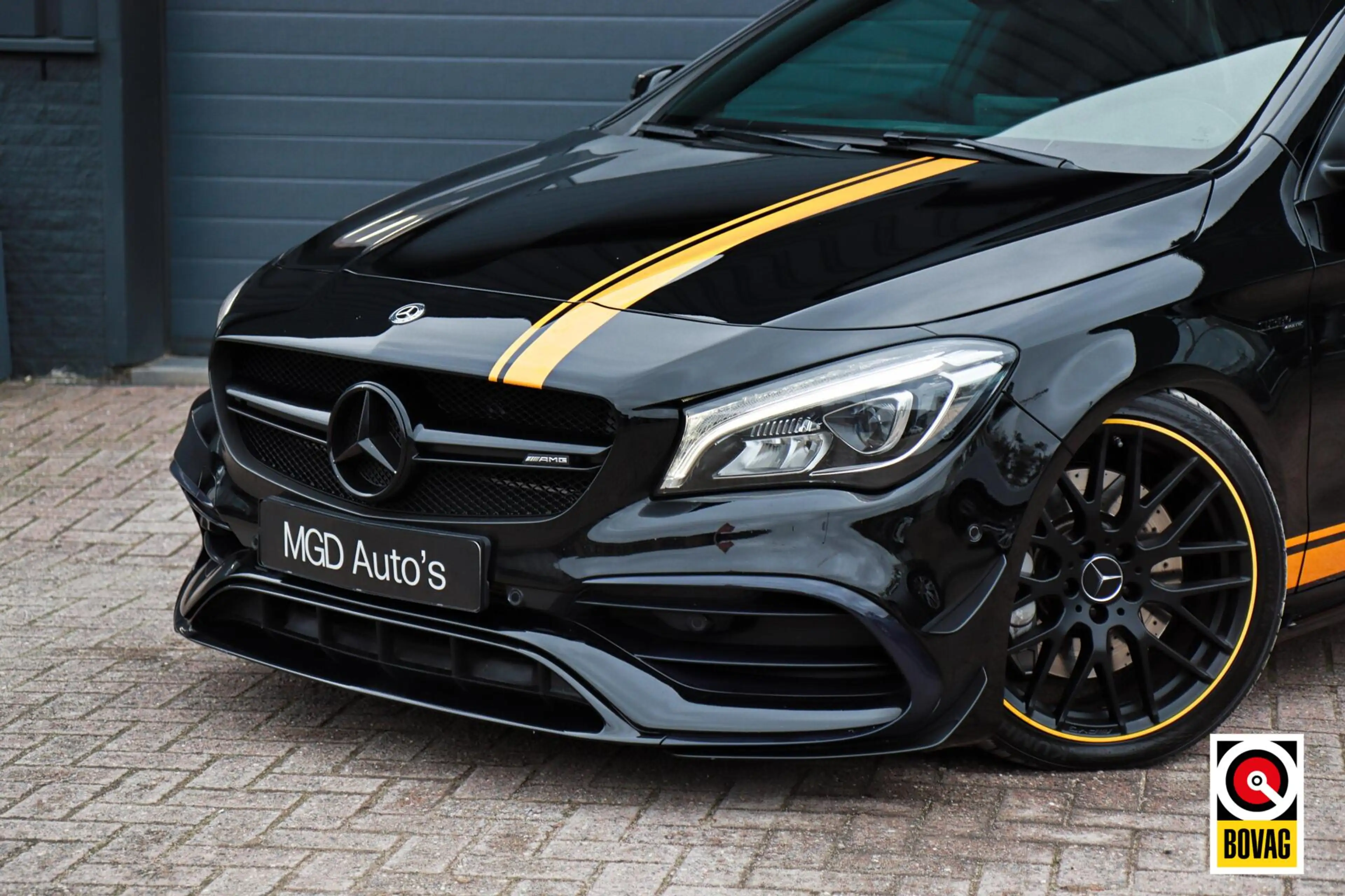 Mercedes-Benz CLA 45 AMG Shooting Brake 4MATIC Yellow Night Edition /PANODA — photo 5