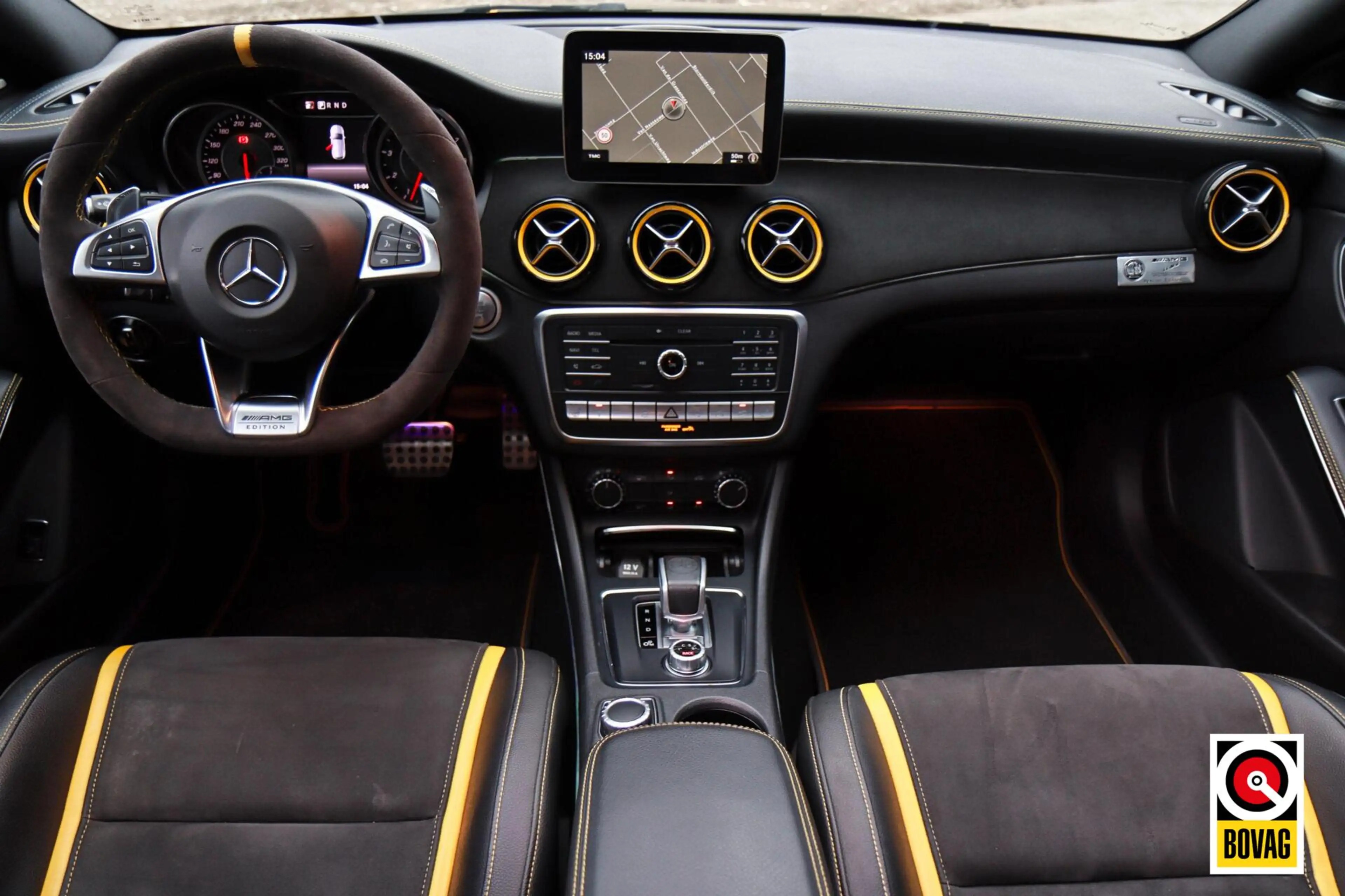 Mercedes-Benz CLA 45 AMG Shooting Brake 4MATIC Yellow Night Edition /PANODA — photo 11
