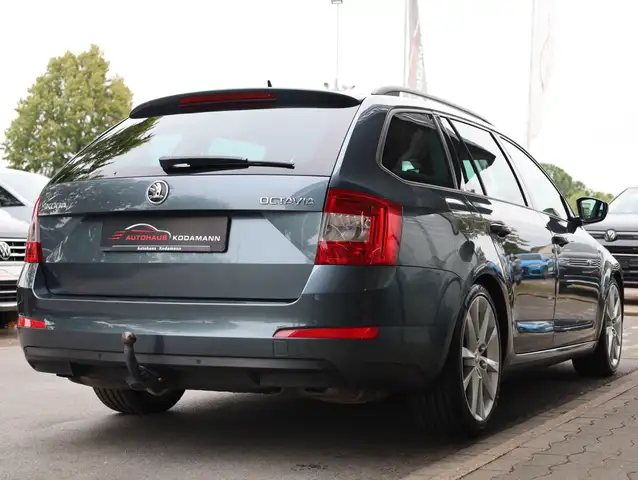 Skoda Octavia view 12