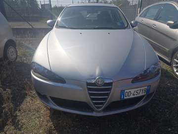 5p 1.9 jtd Distinctive 120cv