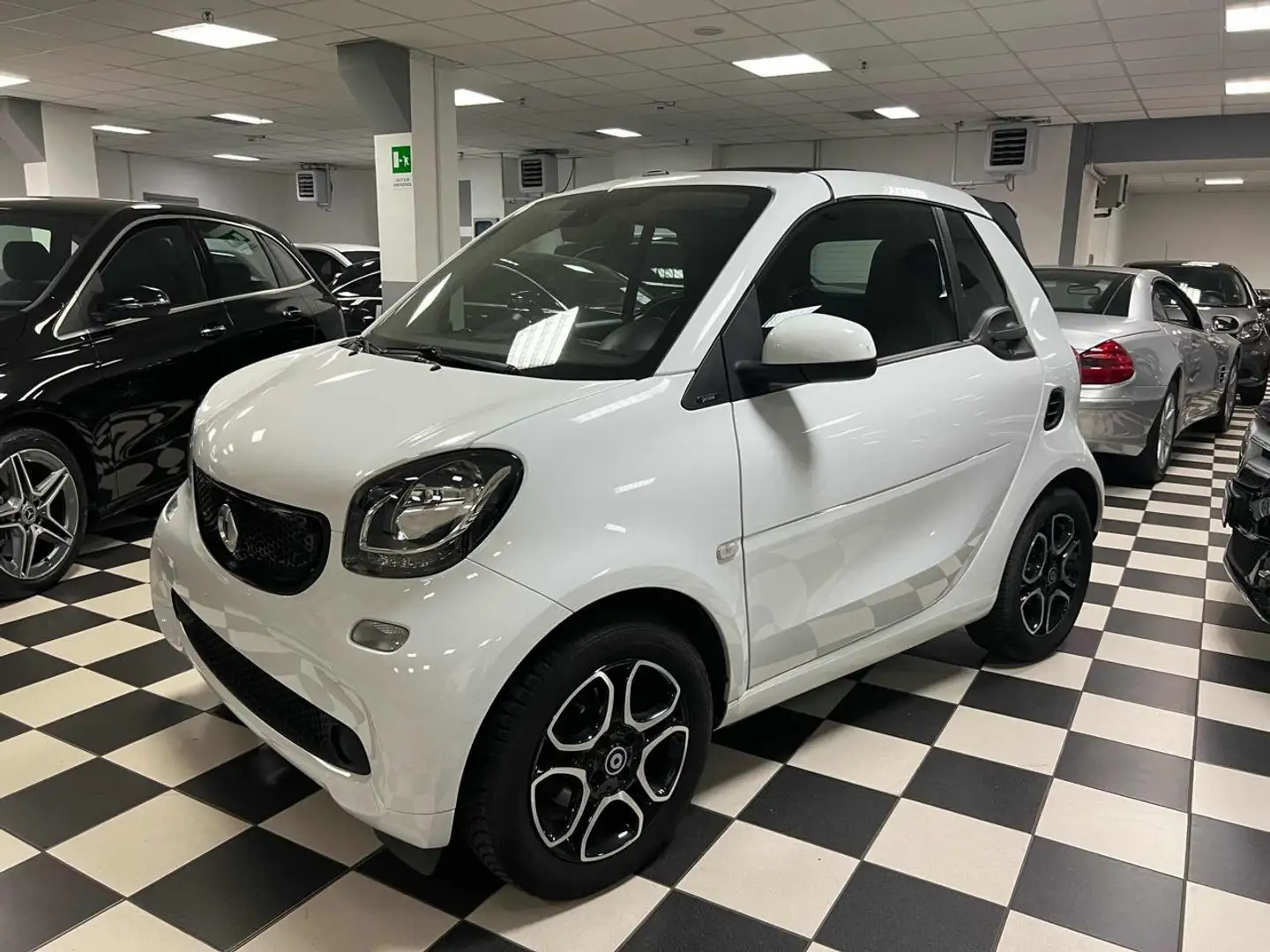 smart forTwo 70 1.0 twinamic cabrio Passion Wit - 1