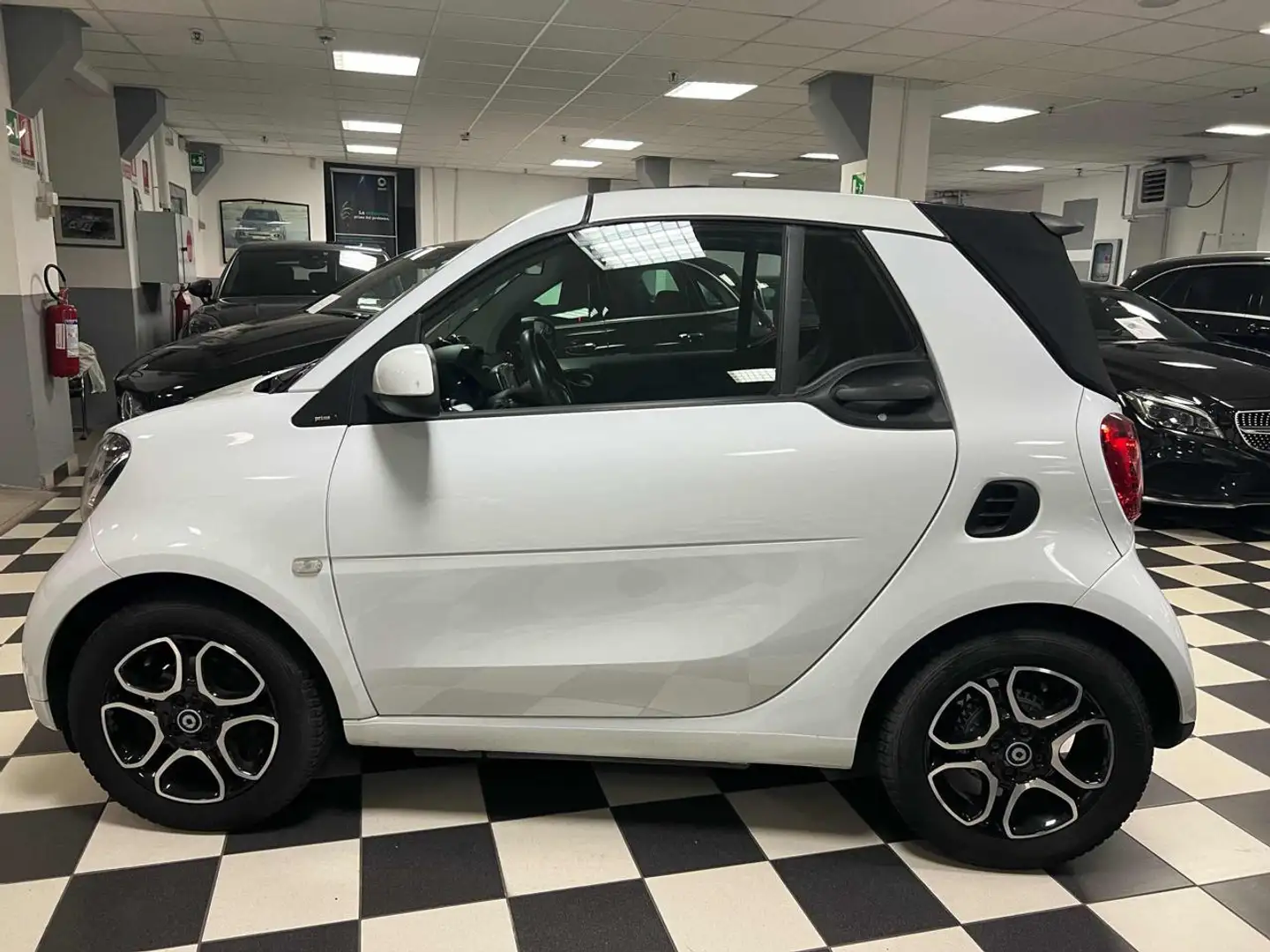 smart forTwo 70 1.0 twinamic cabrio Passion Wit - 2