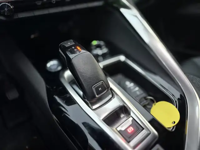 Peugeot 3008 view 15
