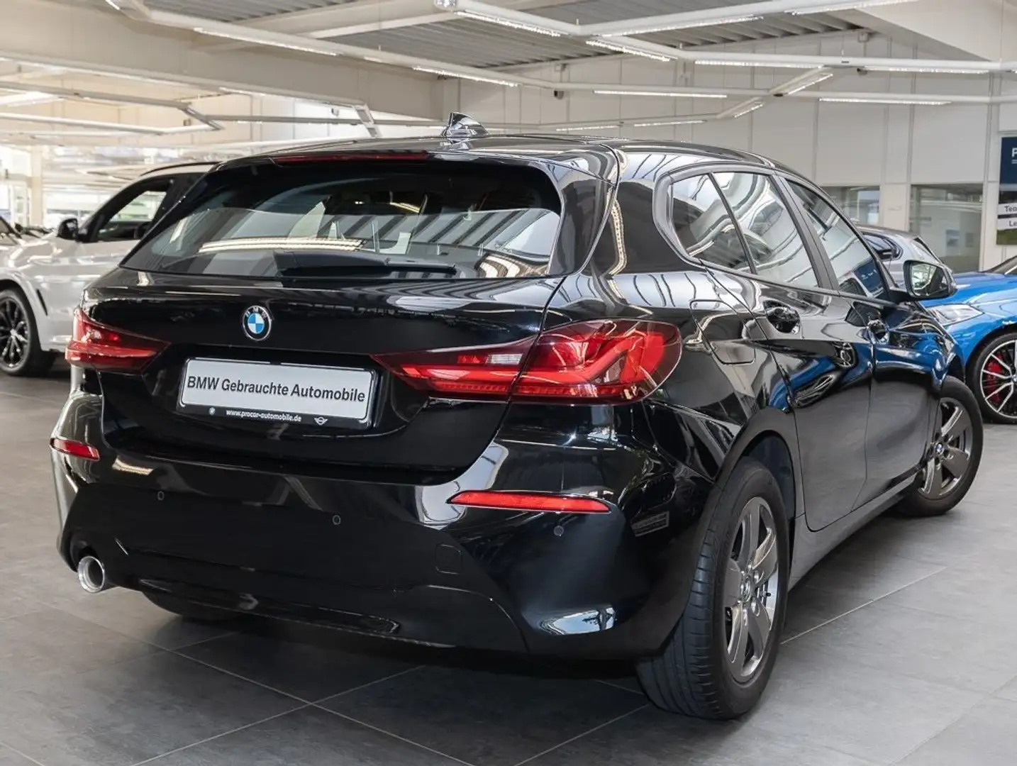 BMW 118 i Advantage DAB LED WLAN Tempomat Klima Shz Nero - 2