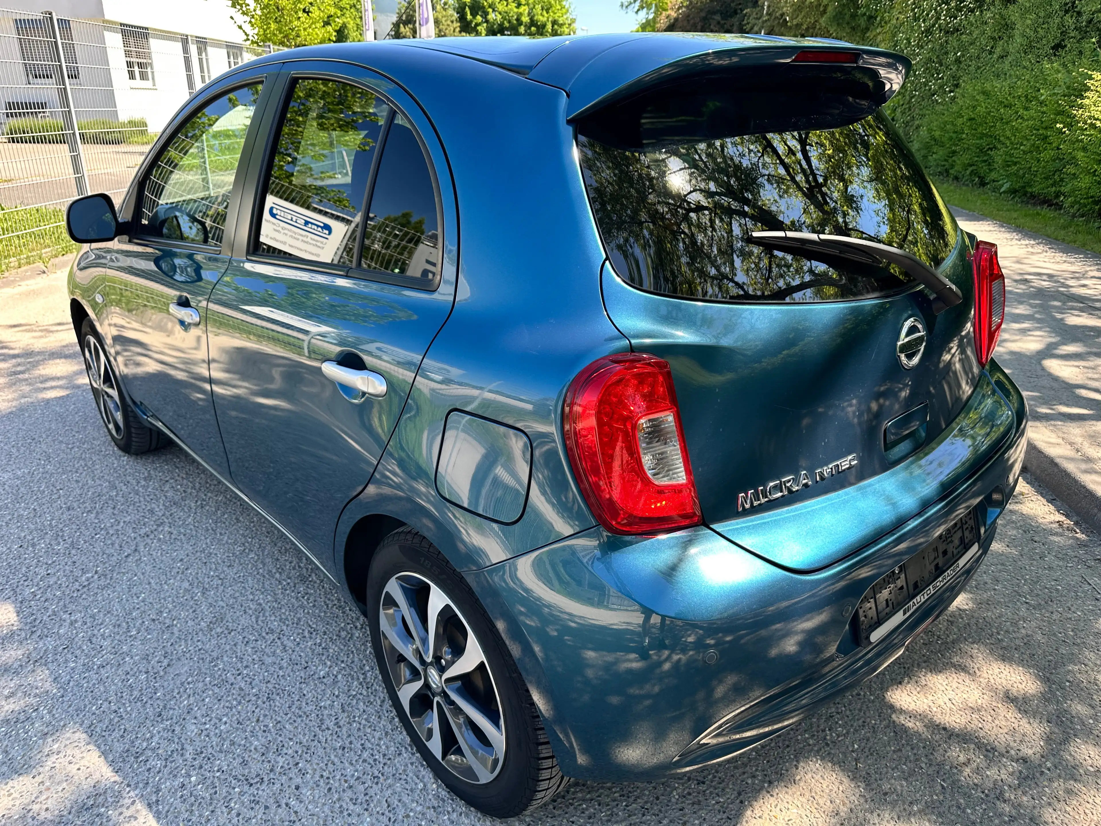 Nissan Micra N-Tec NAVI PDC KLIMA SHZ ALU 37 TKM — photo 6