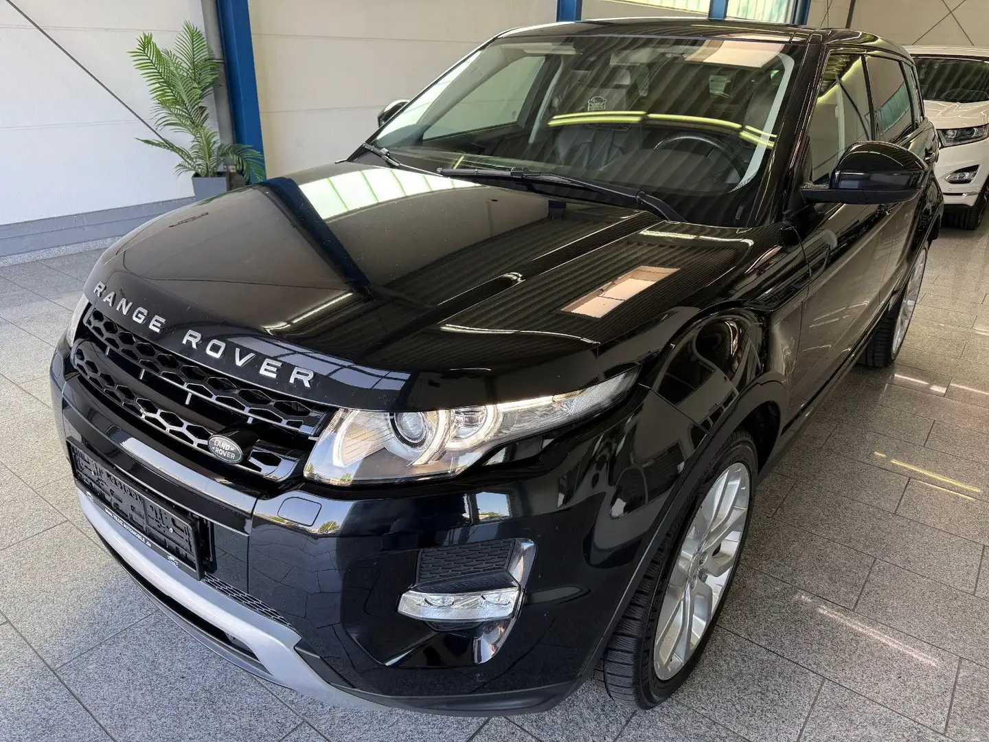Land Rover Range Rover Evoque Evoque 2.2 SD4*DYNM*AUT*BI-XN*PANO*RFK*MERD*MMRY Schwarz - 2