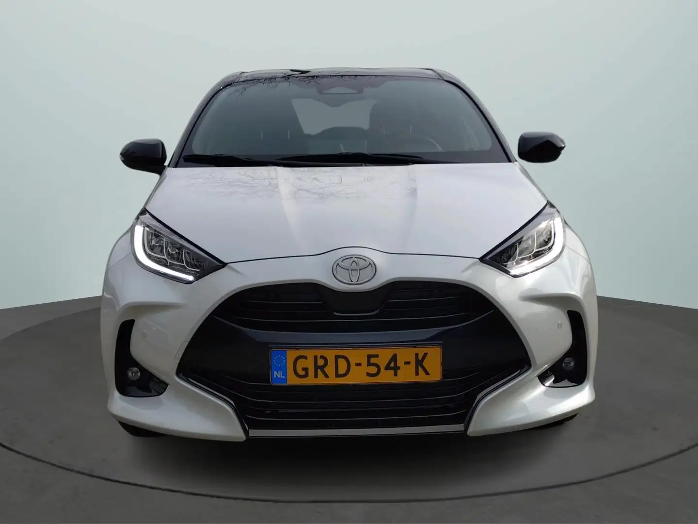 Toyota Yaris 1.5 Hybrid 130 Launch Edition | DEMO Wit - 2