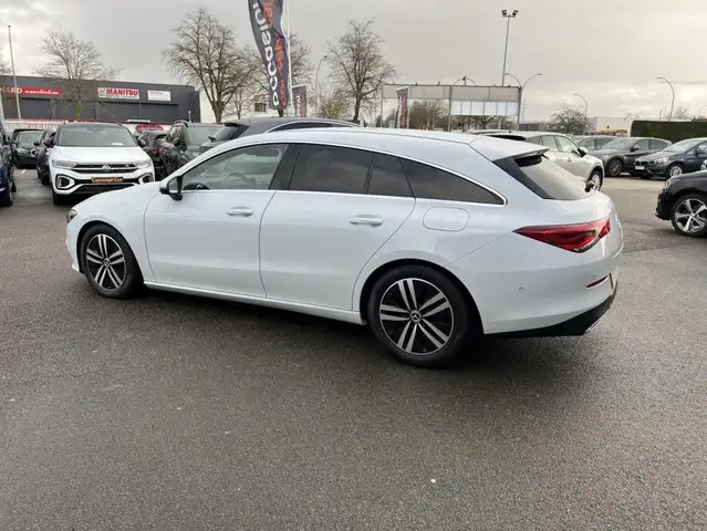 Mercedes-Benz Unknown Model view 3