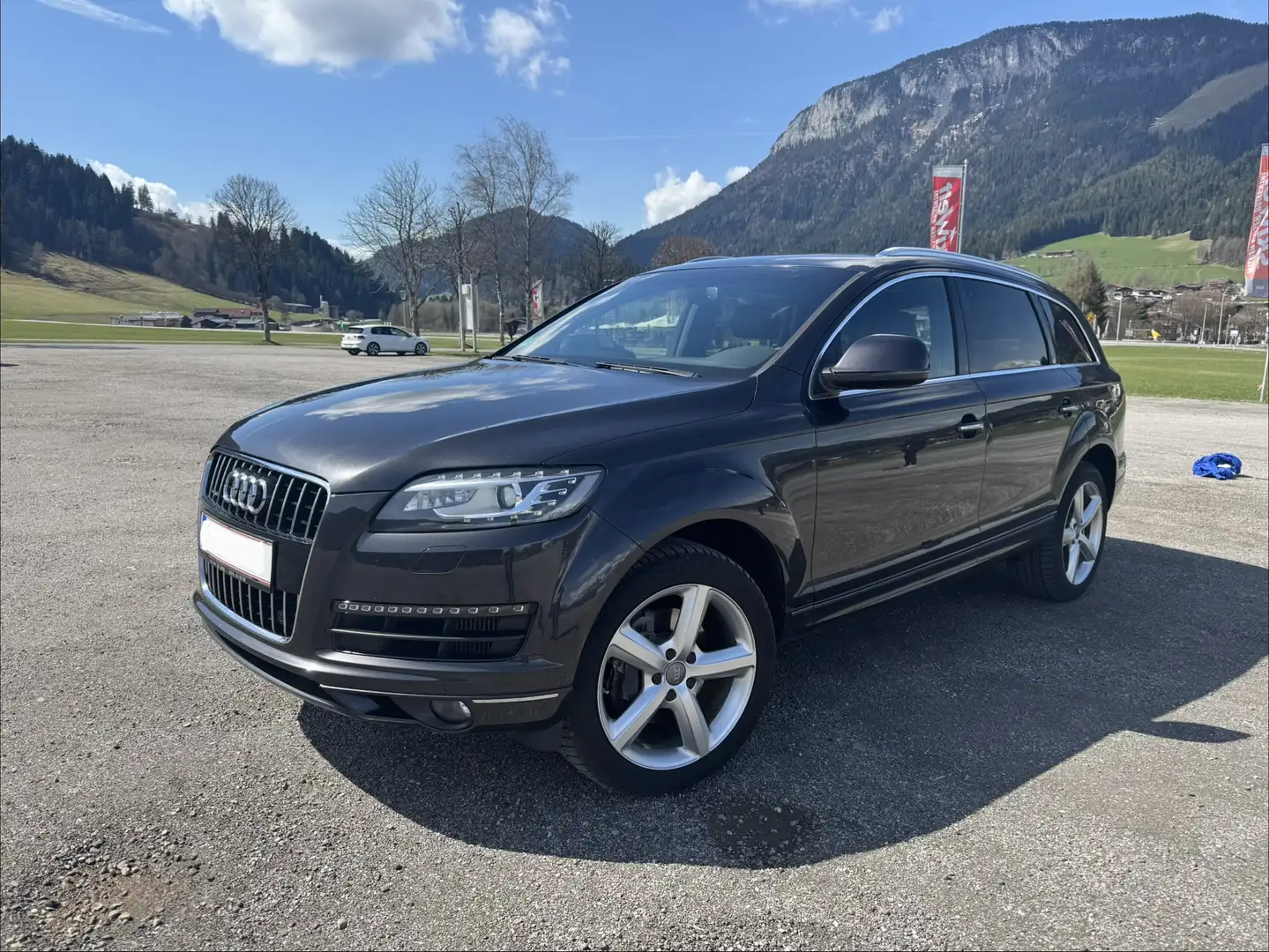 Audi Q7 3.0 TDI quattro (180kW) Grau - 1