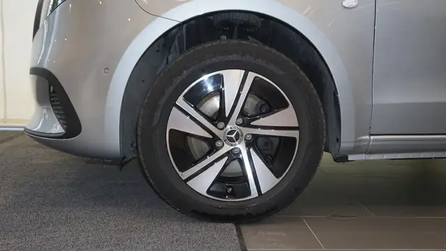 Mercedes-Benz Vito 116 CDI 4matic extralang Ansicht 3