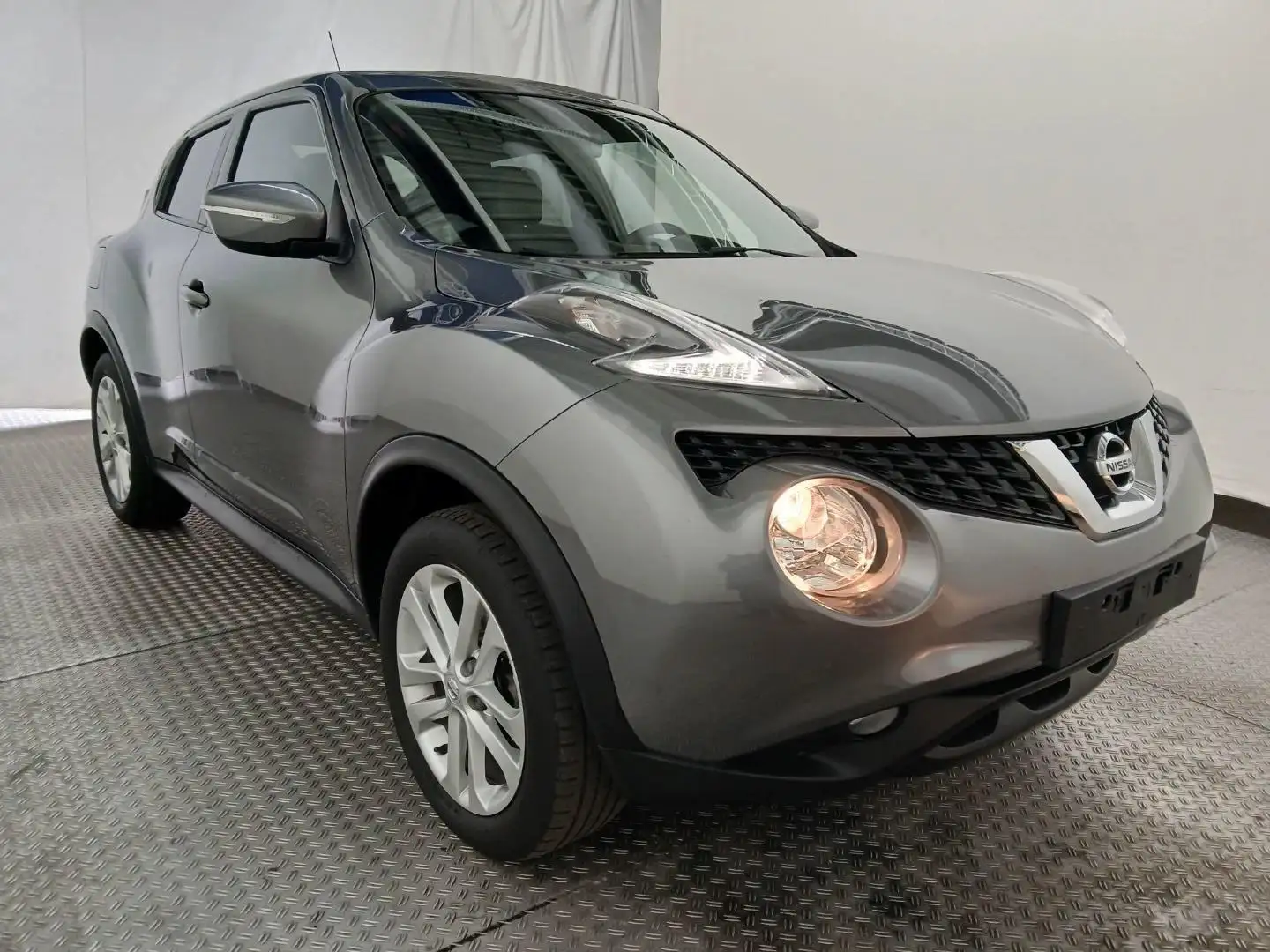 Nissan Juke N-Connecta 1.2 RFK Navi Klimaautomatik DAB - 2