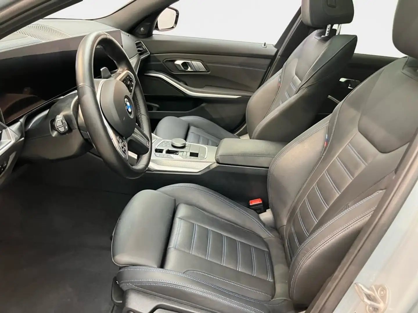 BMW 320 M Sport Grau - 2