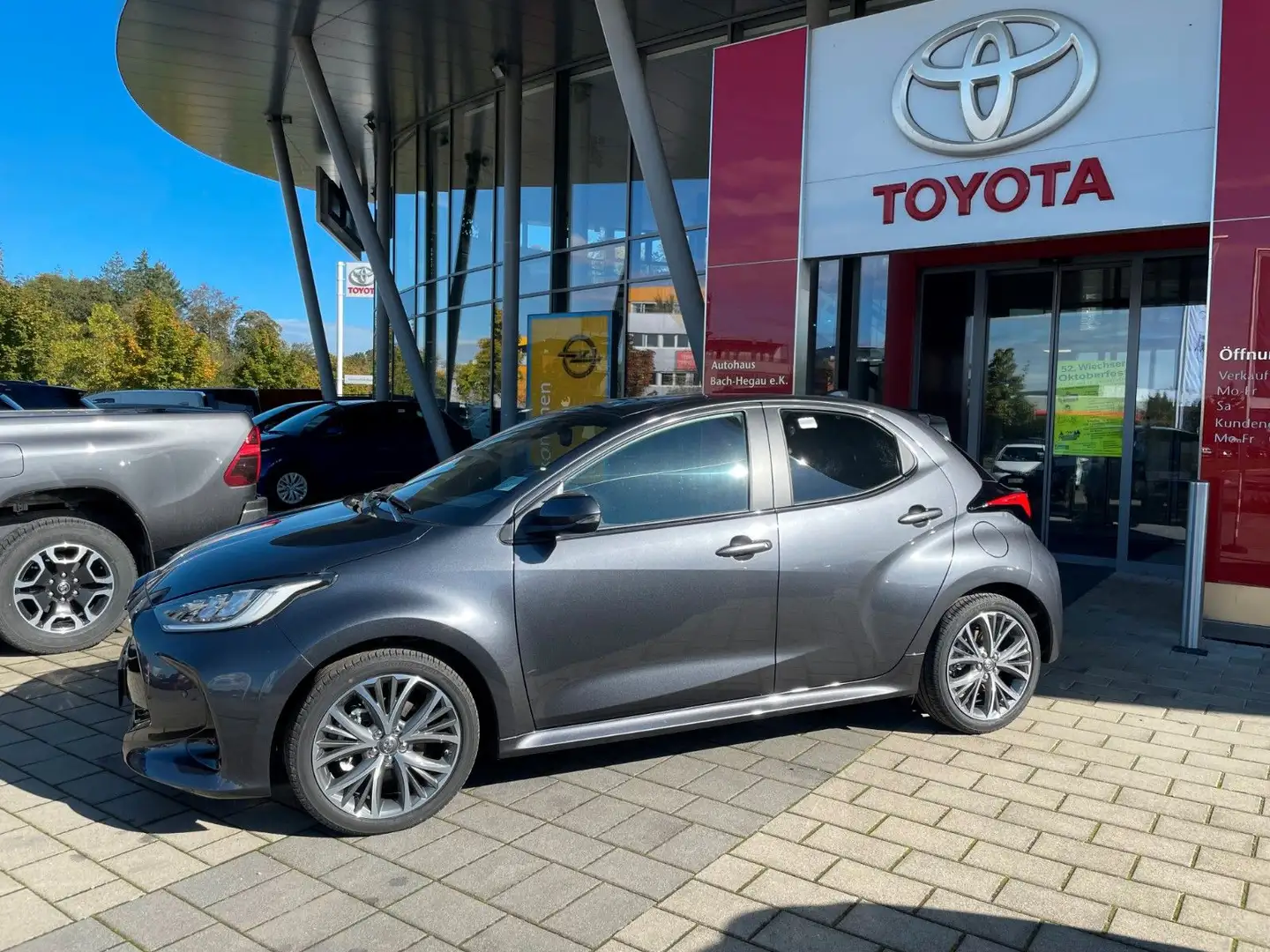 Toyota Yaris 1.5 Hybrid 130 Style,NAVI,KAMERA,APPLE CAR Gris - 2