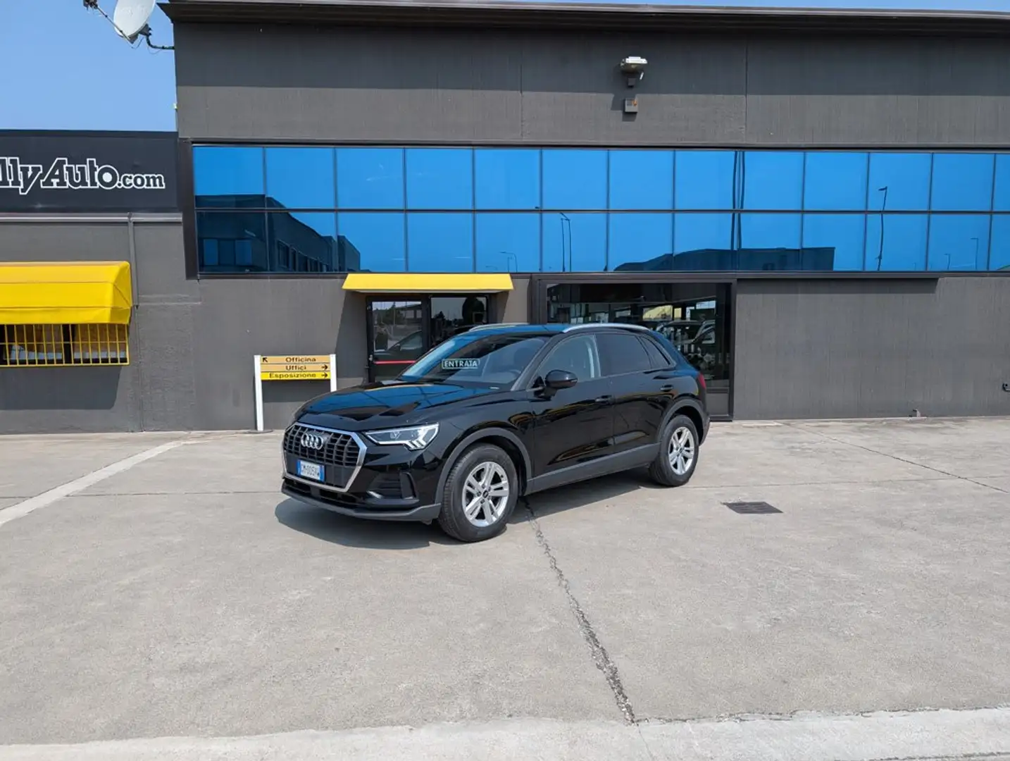 Audi Q3 Q3 35 2.0 tdi Business S-tronic Nero - 1