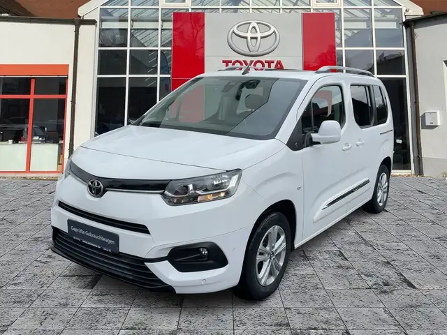 Toyota Proace City Verso 1.2 L1 D Team Deutschland ACC