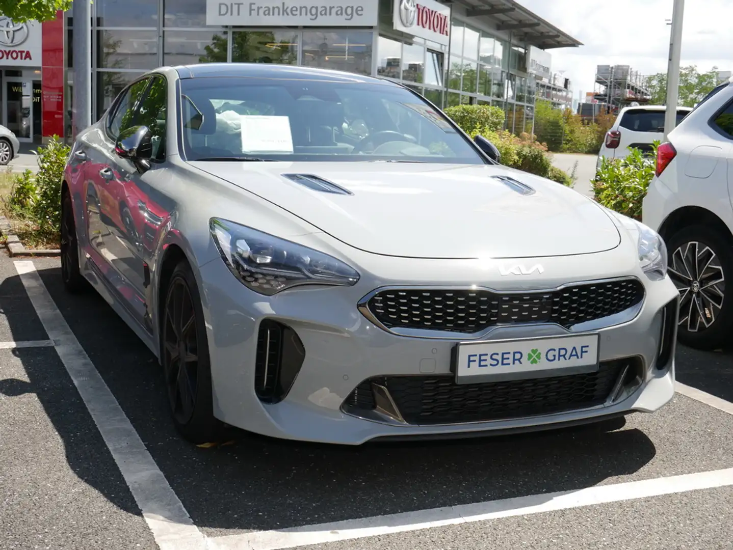 Kia Stinger GT 4WD Gris - 2