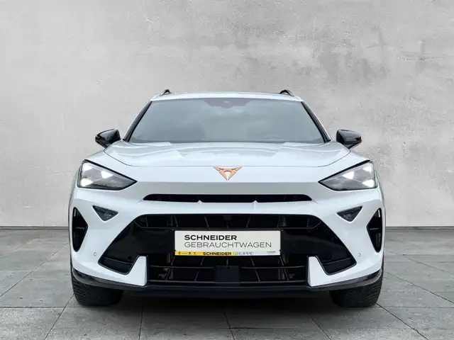Cupra Formentor view 8