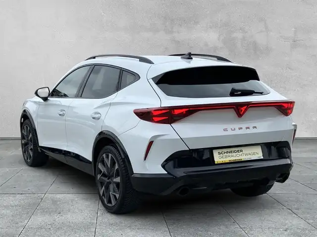 Cupra Formentor view 3