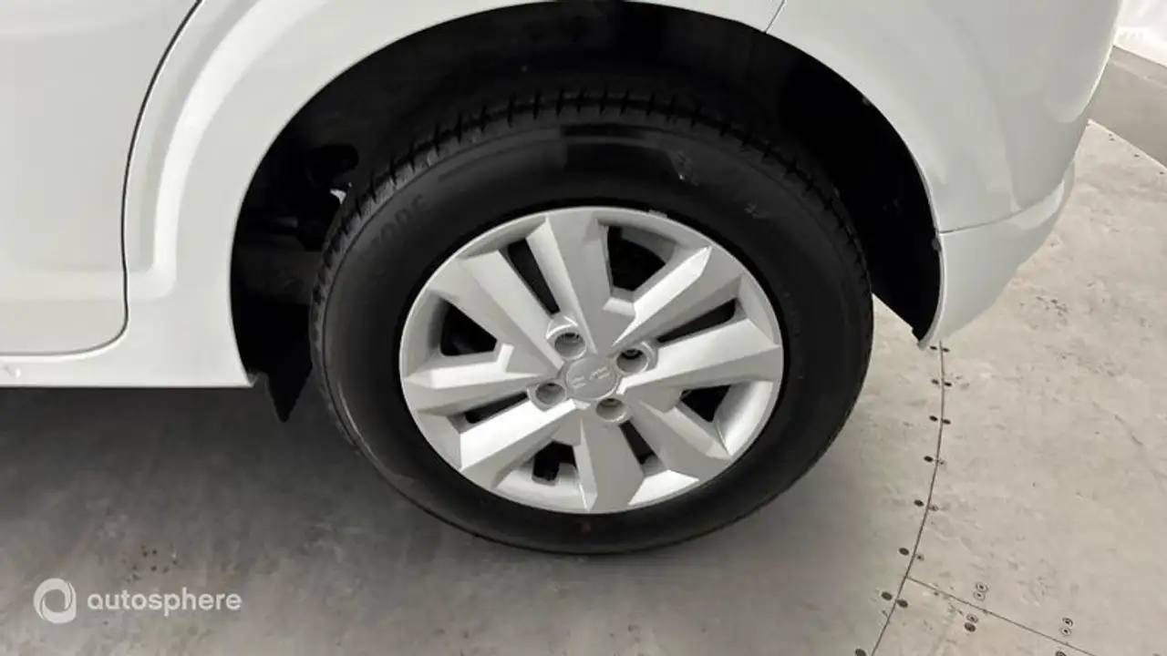 Dacia Sandero Sandero — photo 20