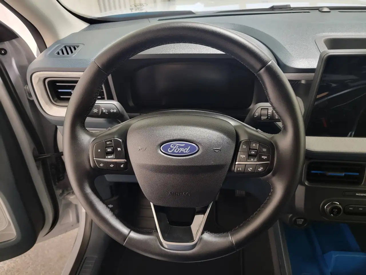 Ford Maverick photo Ford Maverick