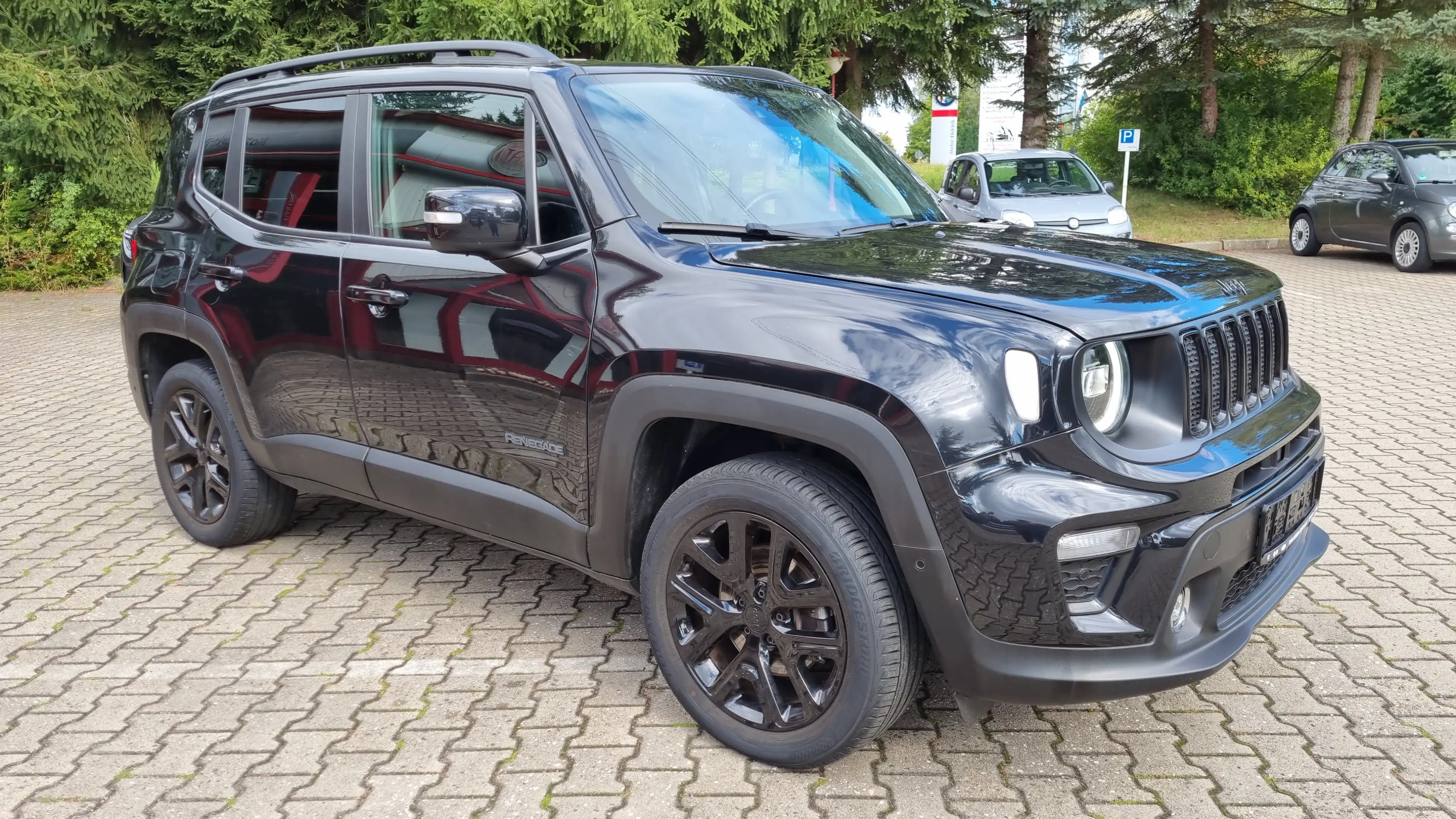 Jeep Renegade Limited 4WD — photo 6
