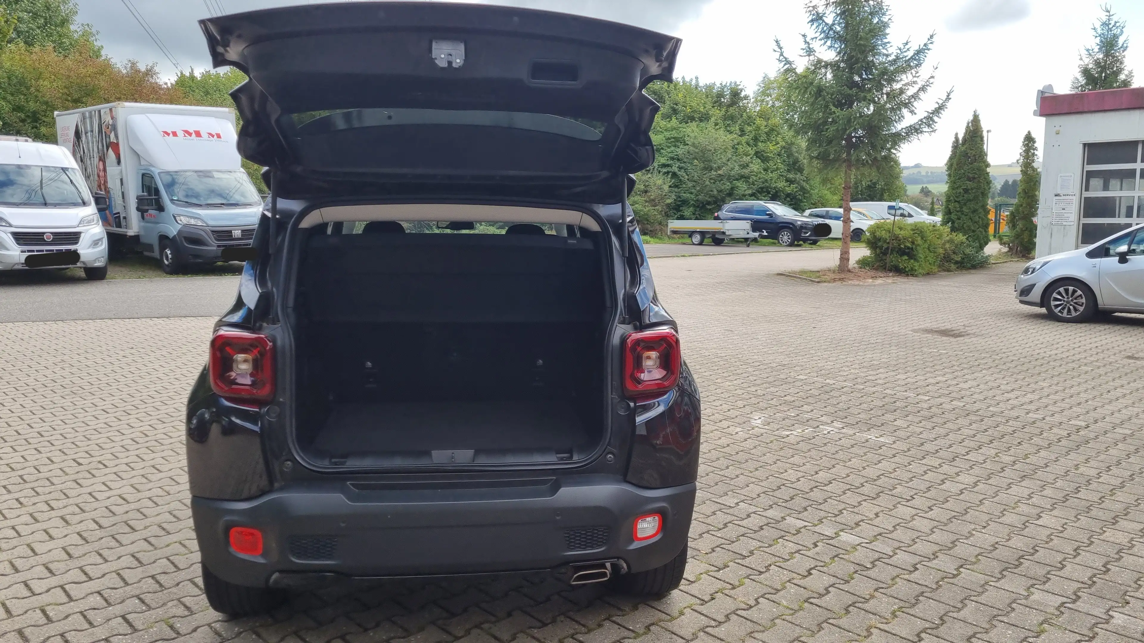 Jeep Renegade Limited 4WD — photo 7